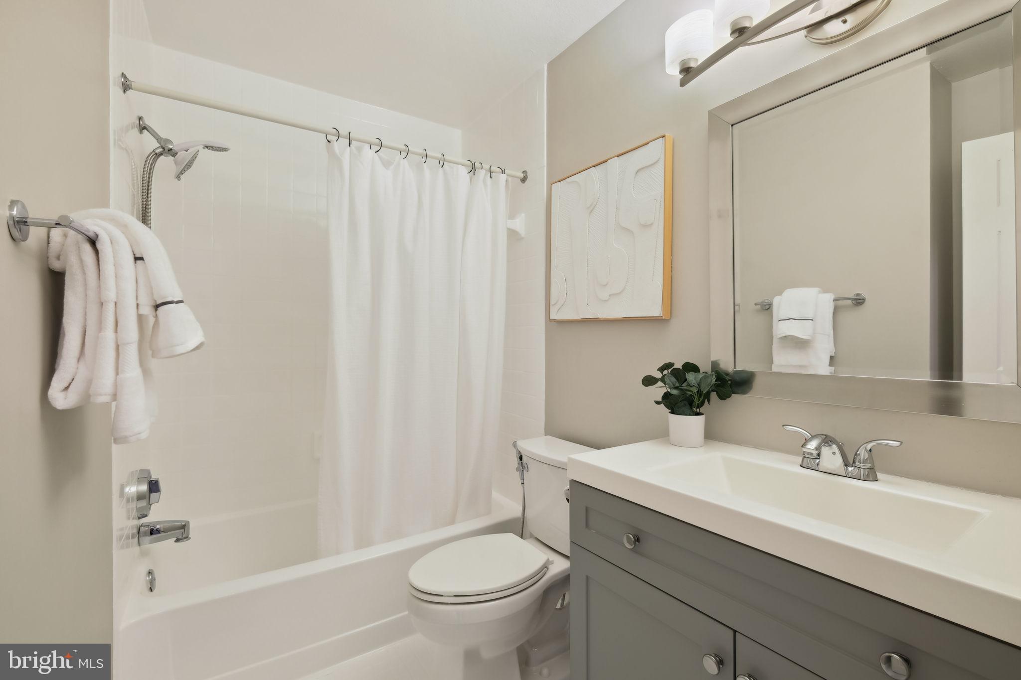 GABLES OF TUCKERMAN - Residential