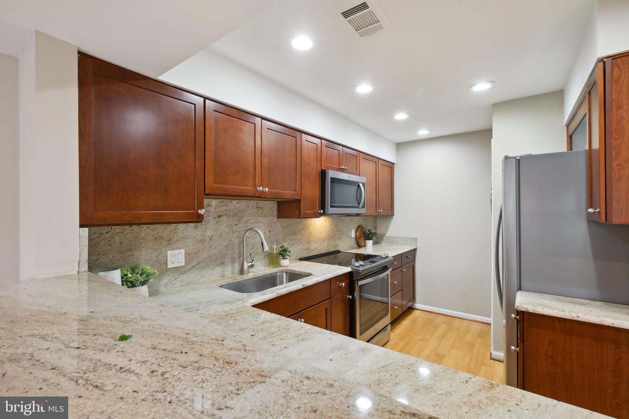 GABLES OF TUCKERMAN - Residential