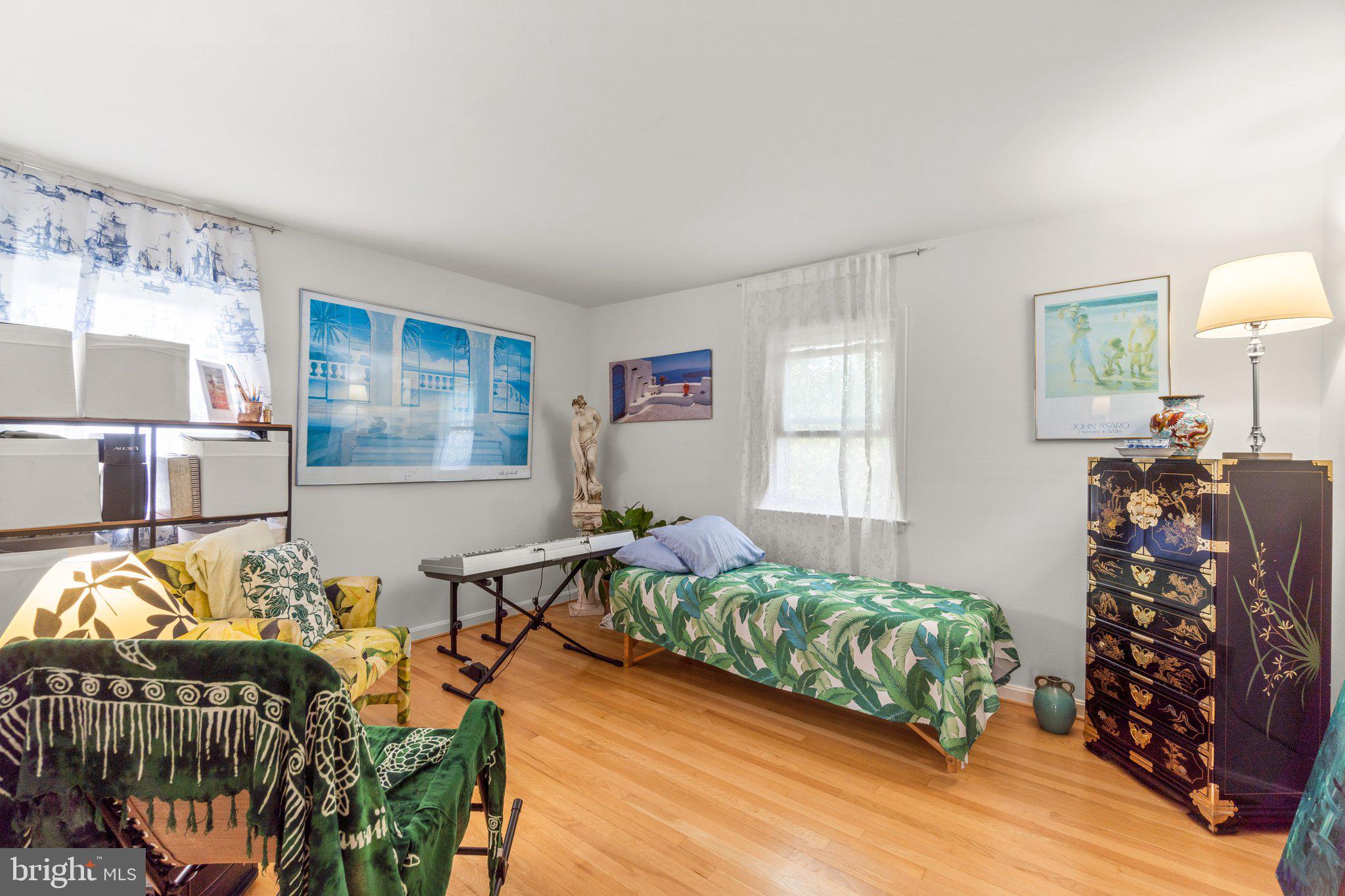 HILLSIDE ACRES - Residential