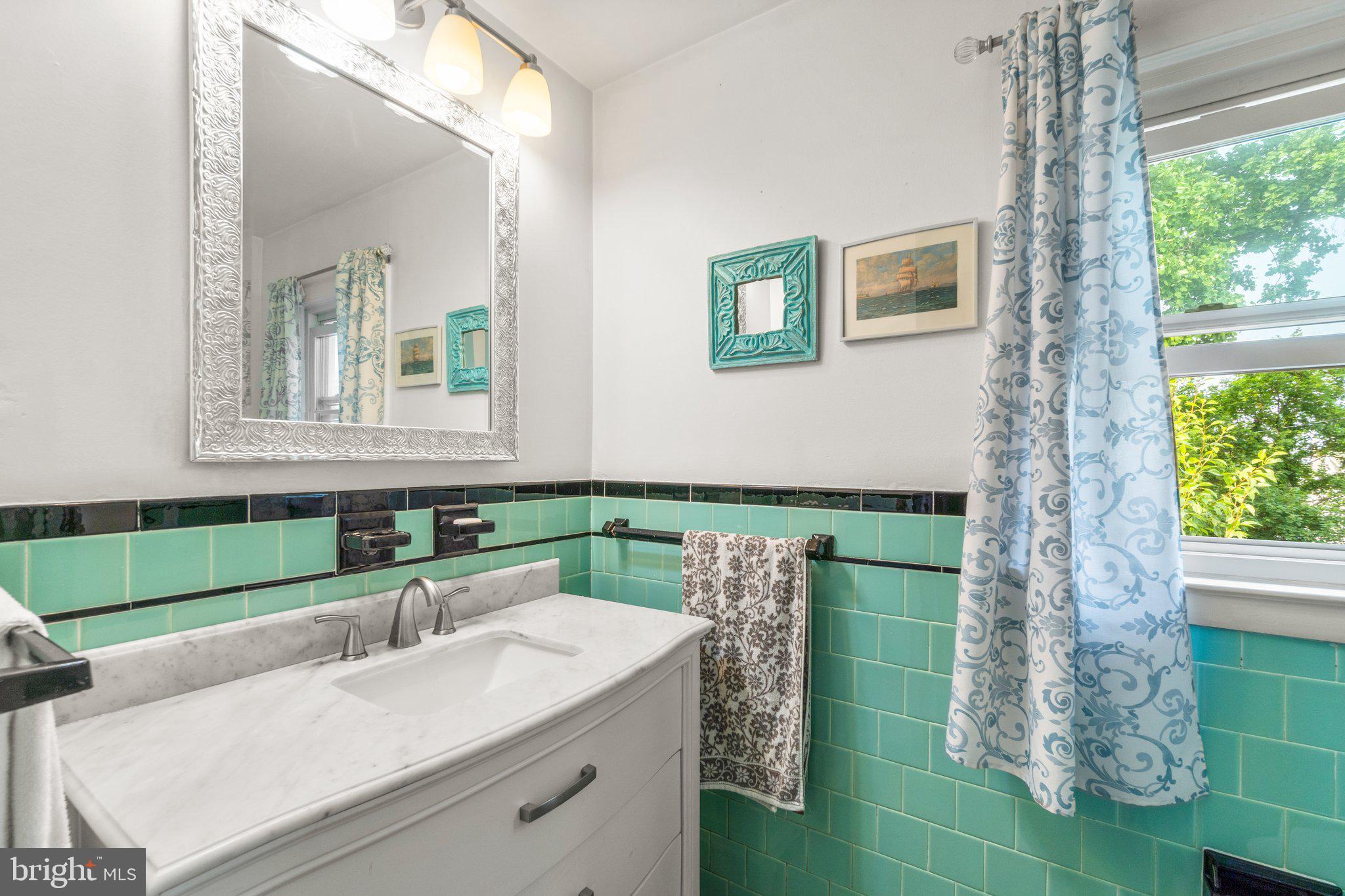 HILLSIDE ACRES - Residential