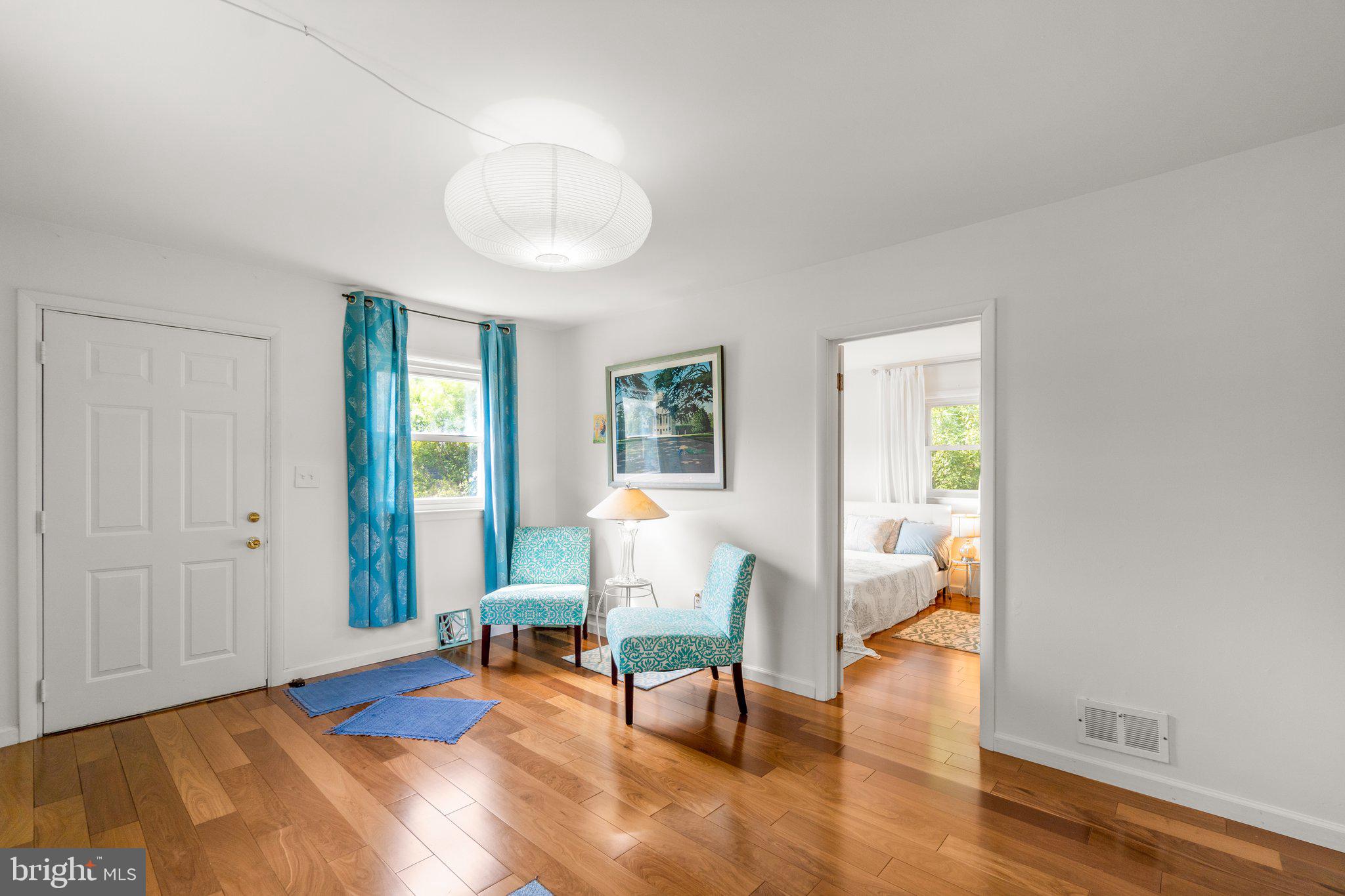 HILLSIDE ACRES - Residential