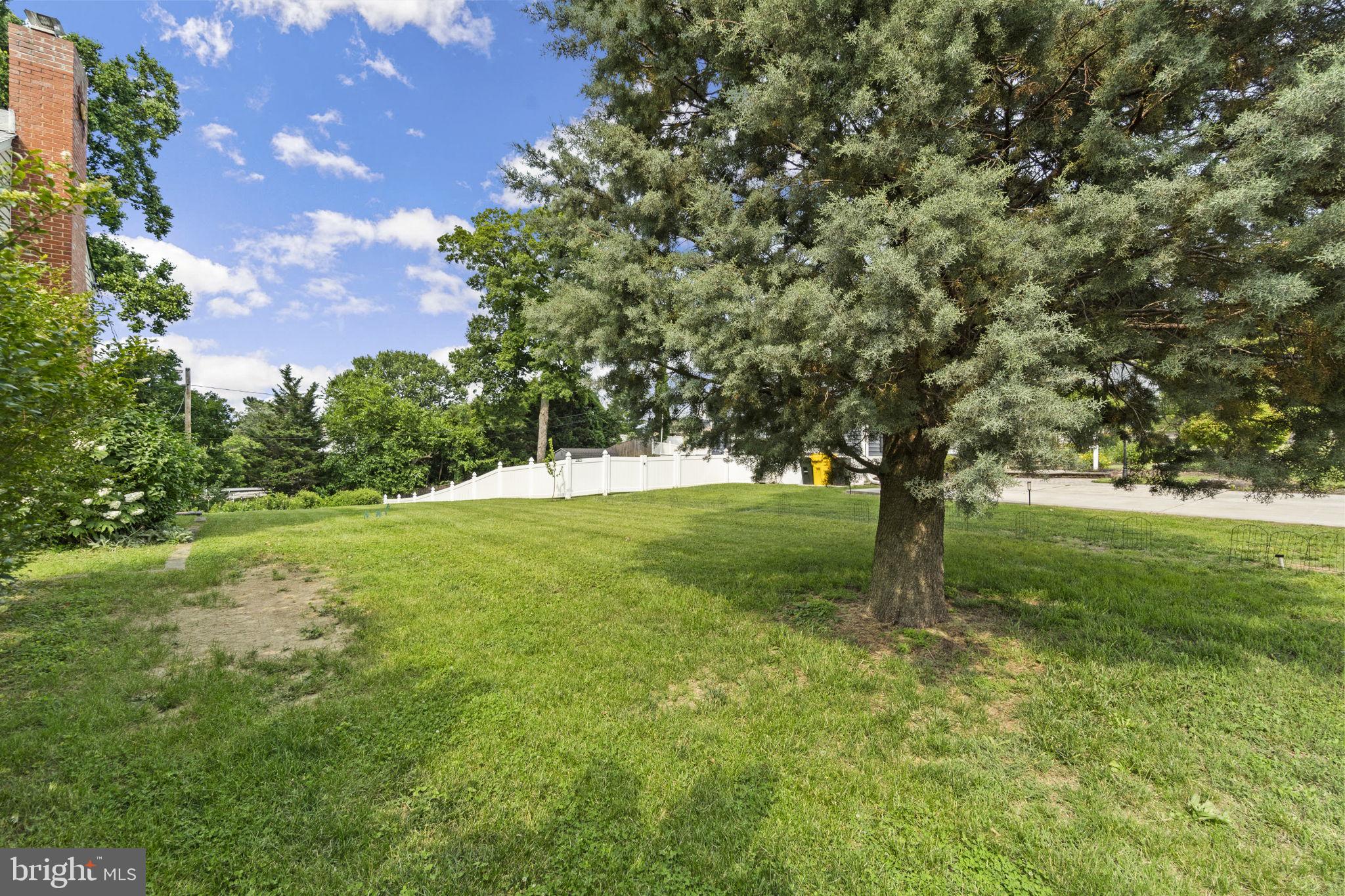 HILLSIDE ACRES - Residential