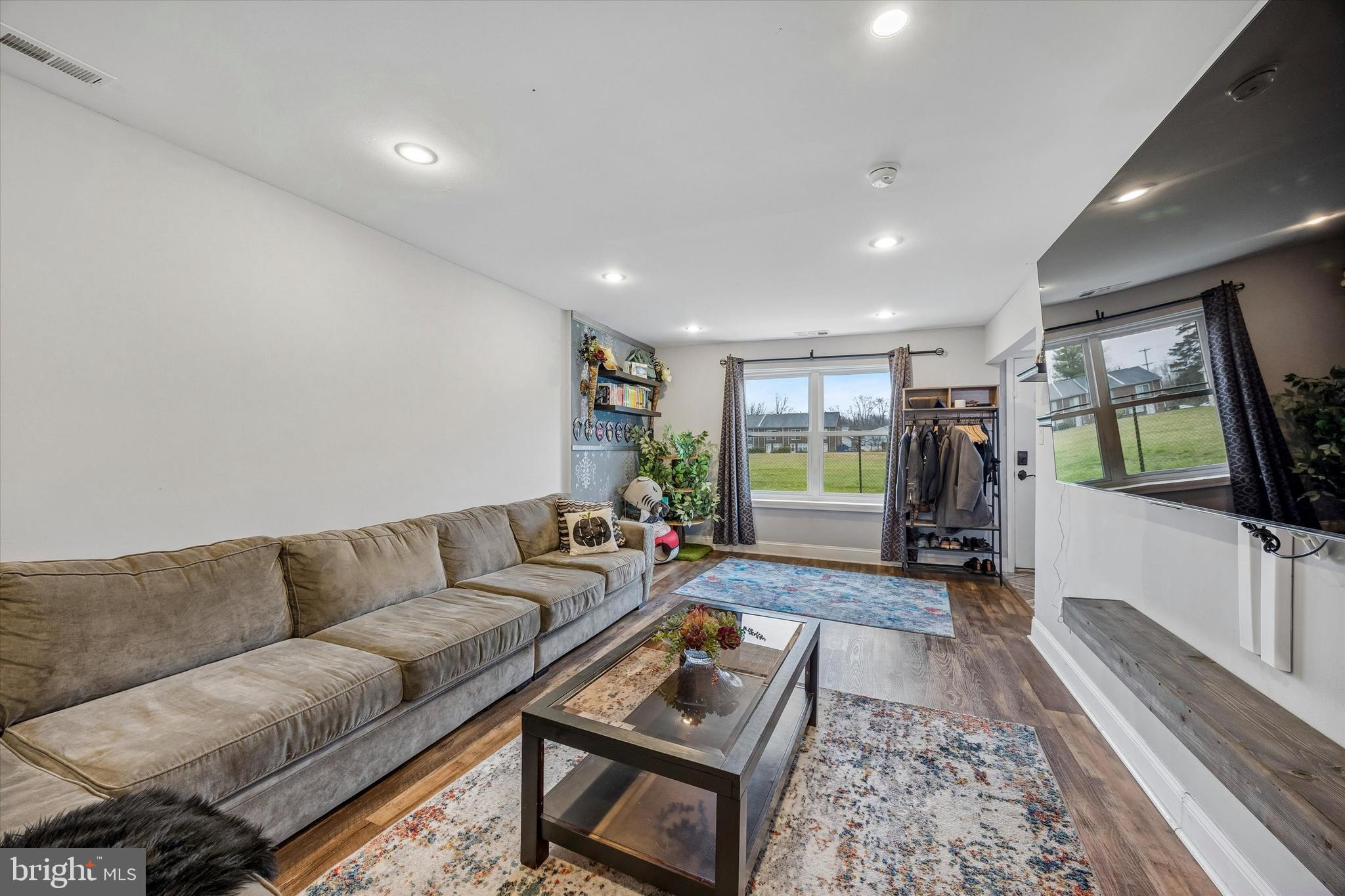 LIBERTY ESTATES - Residential