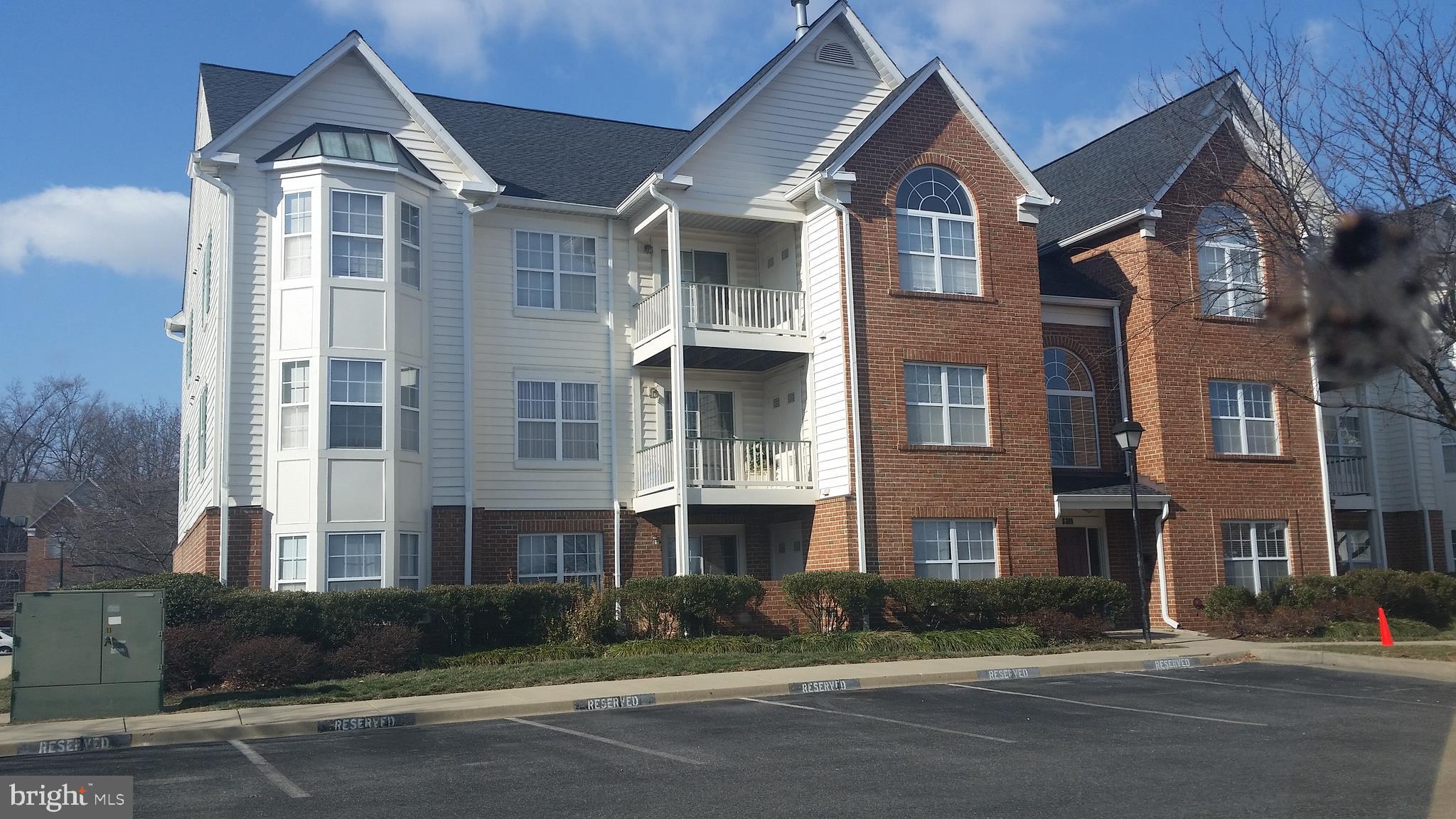 BRINKLEY OVERLOOK - Residential Lease