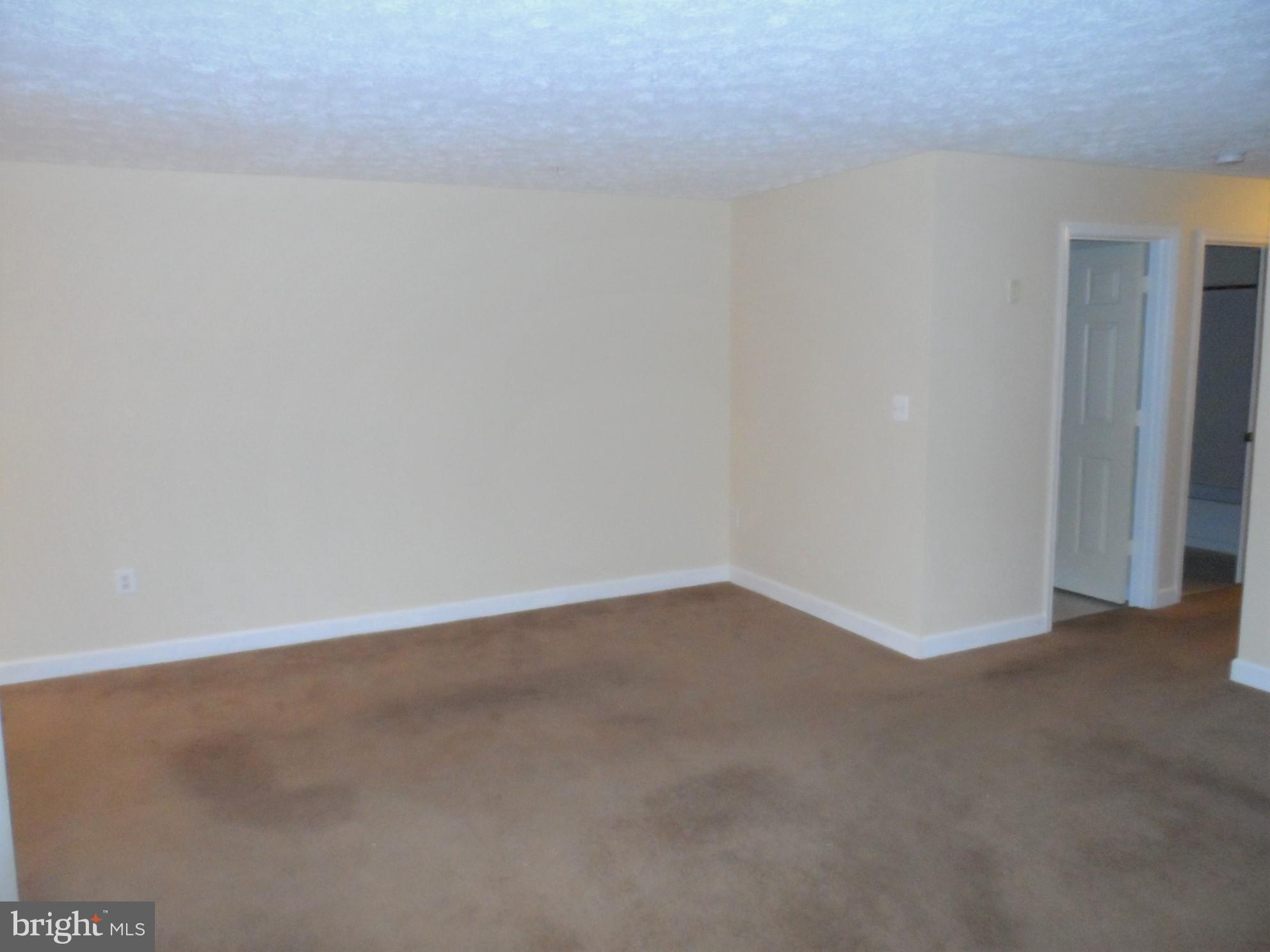 BRINKLEY OVERLOOK - Residential Lease