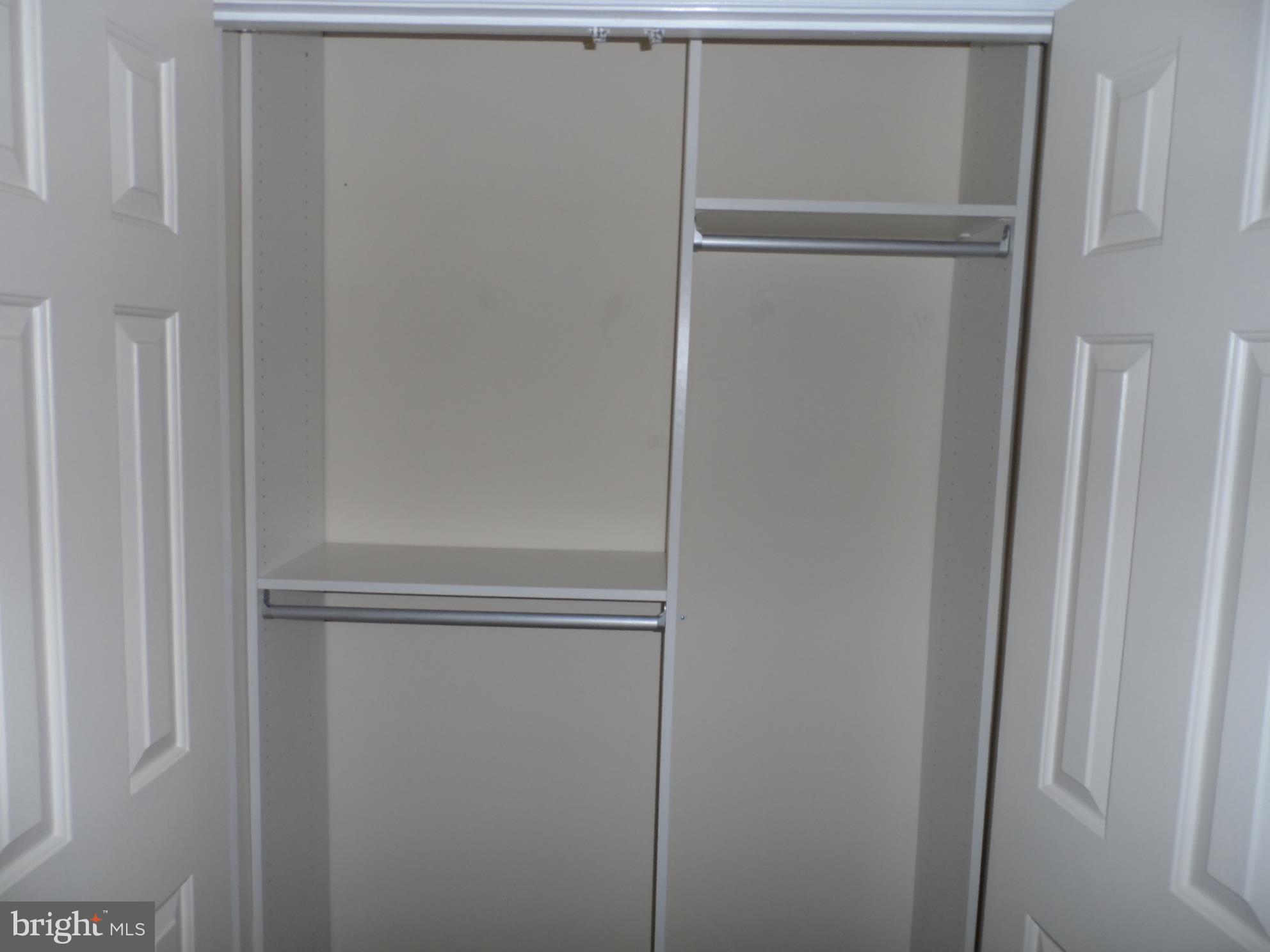 BRINKLEY OVERLOOK - Residential Lease