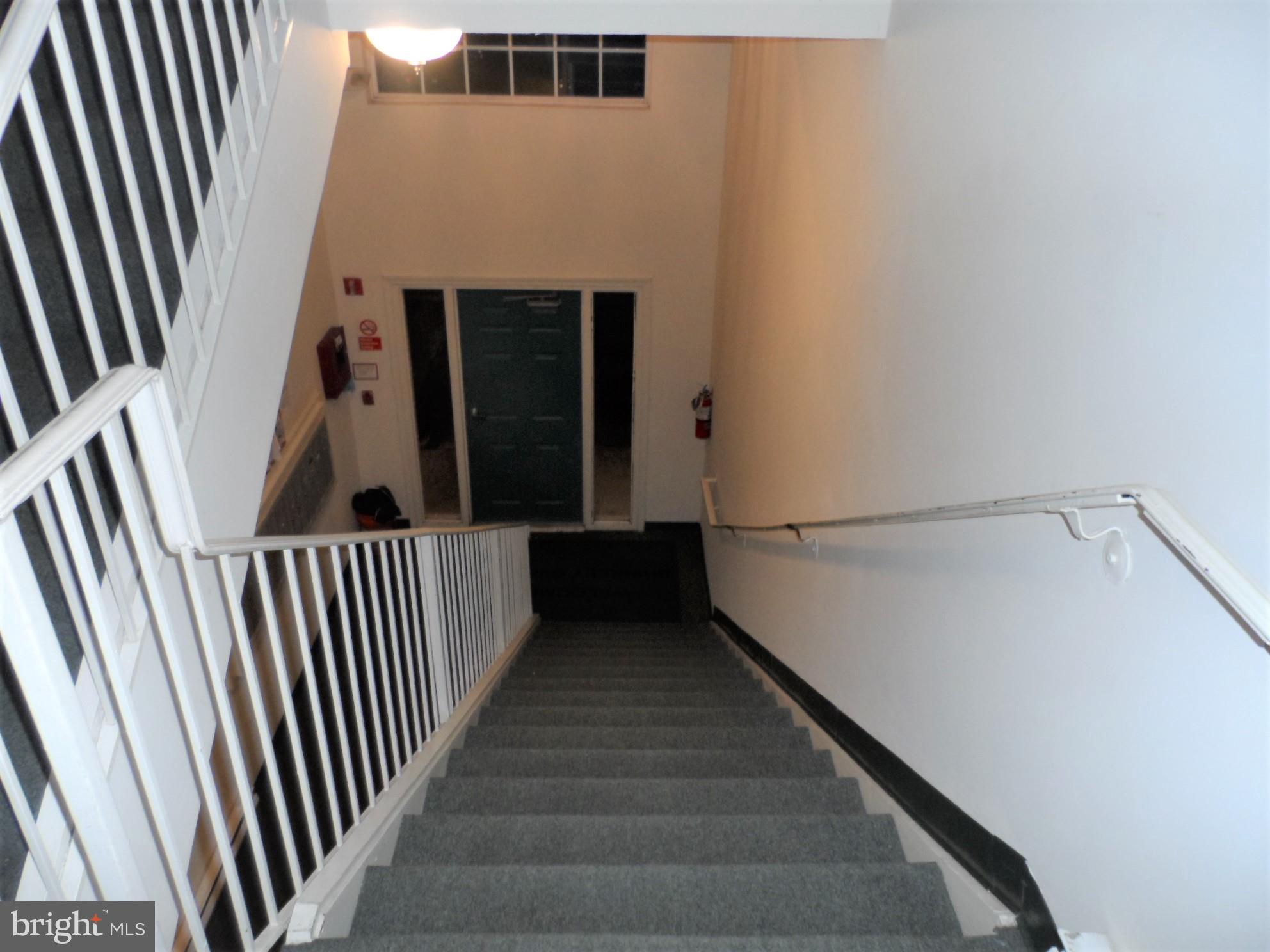 BRINKLEY OVERLOOK - Residential Lease