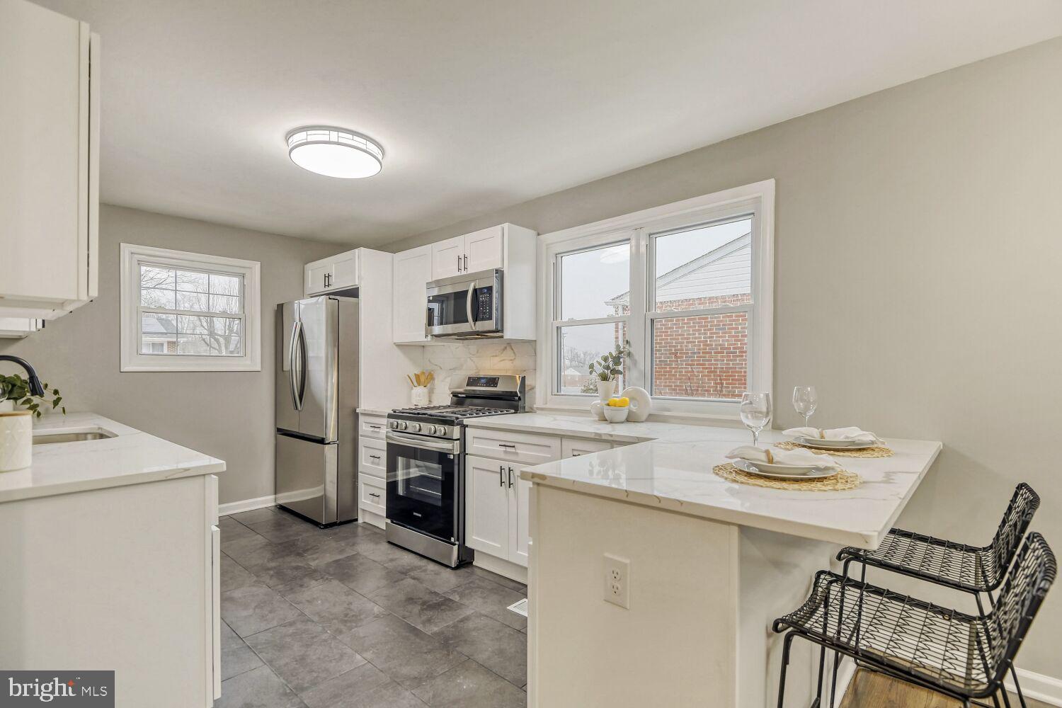 BLACKTHORN - Residential