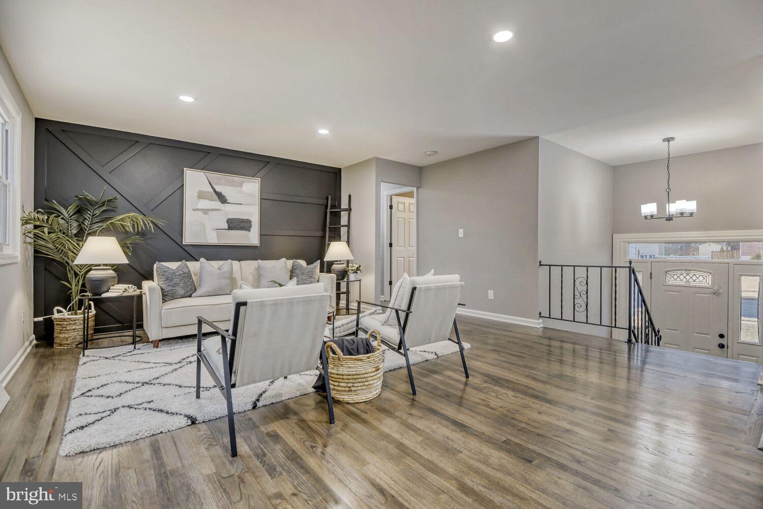 BLACKTHORN - Residential