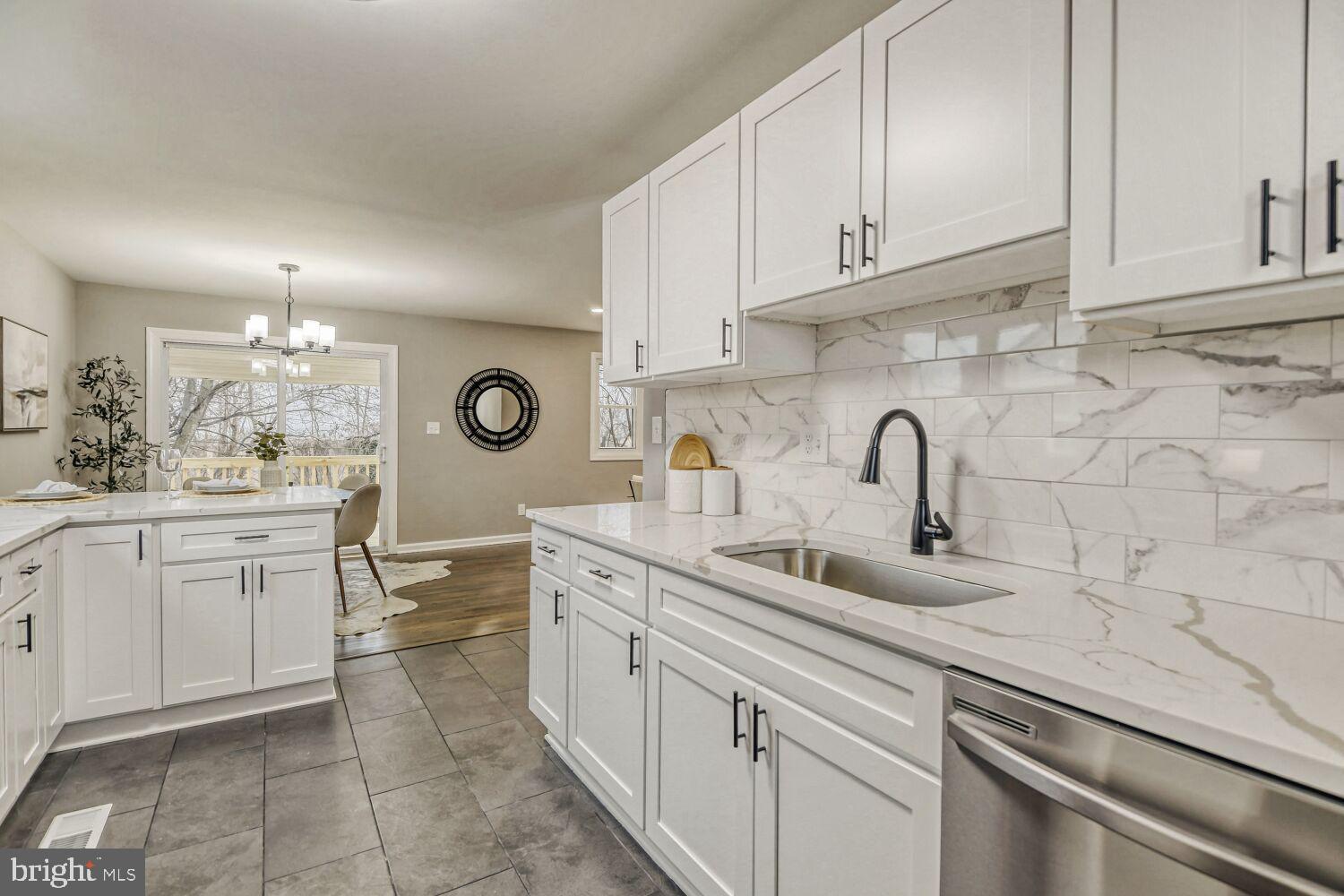 BLACKTHORN - Residential