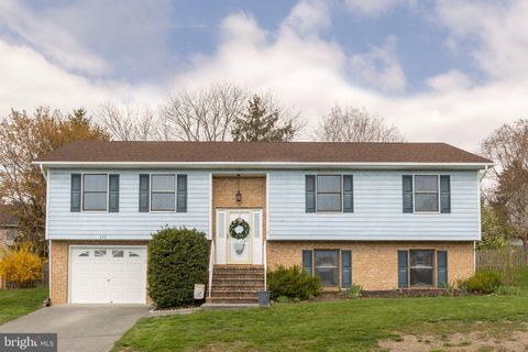 Homes For Sale - 111 Asbury Road<br/> Frederick County, WINCHESTER, VA 22602