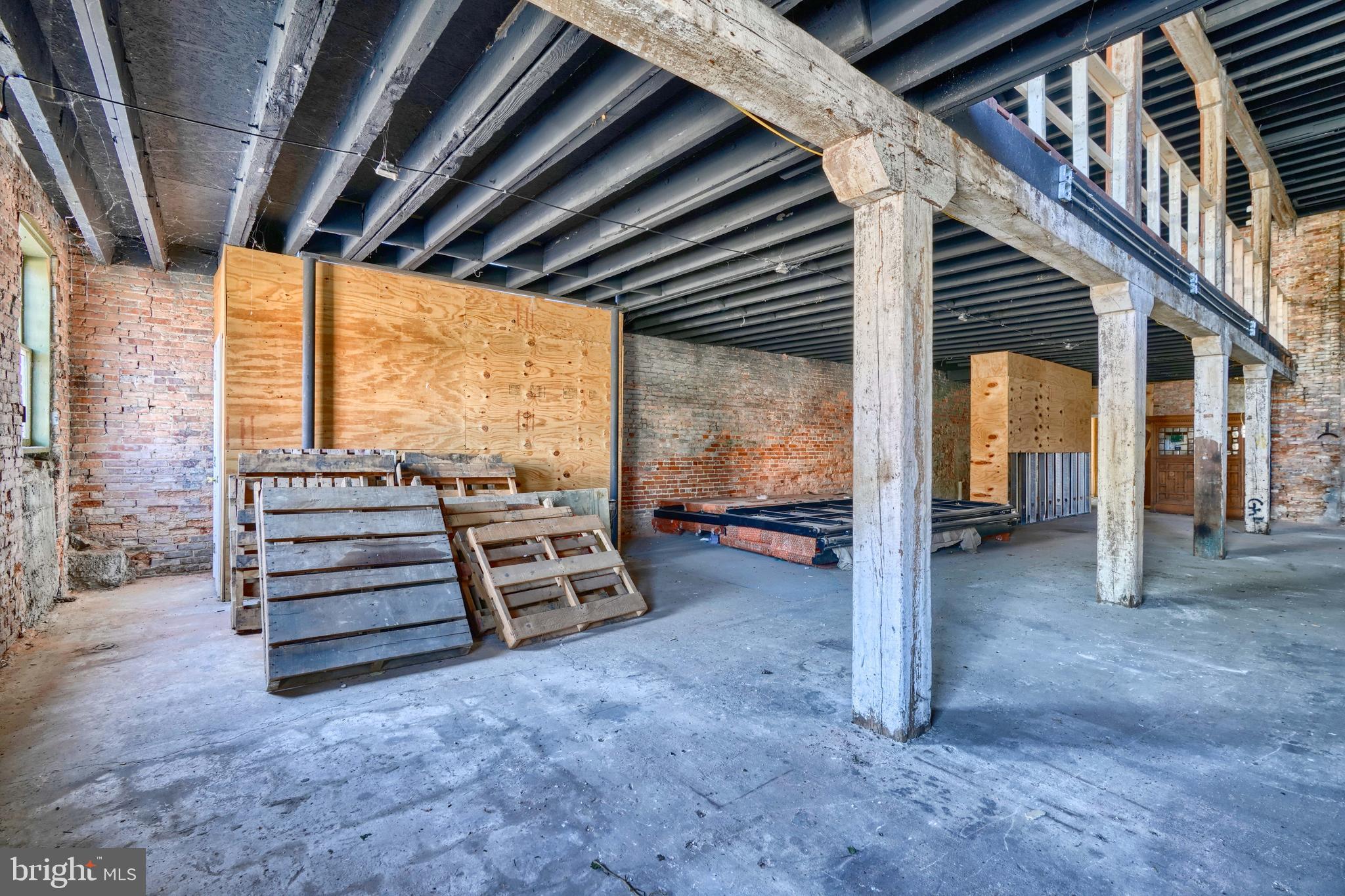 HOLLINS MARKET - Commercial Sale