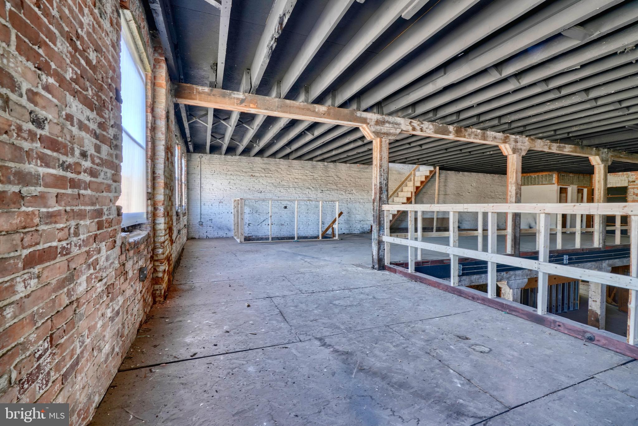 HOLLINS MARKET - Commercial Sale