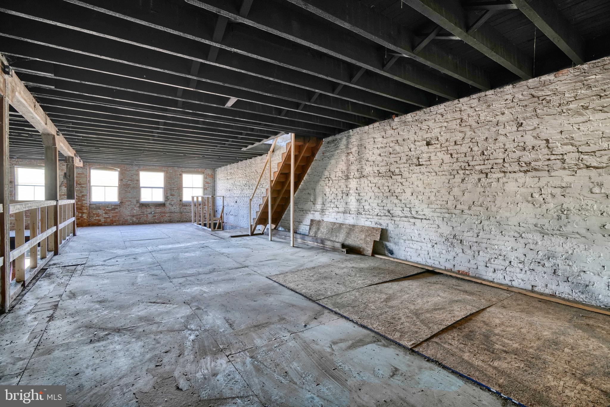 HOLLINS MARKET - Commercial Sale