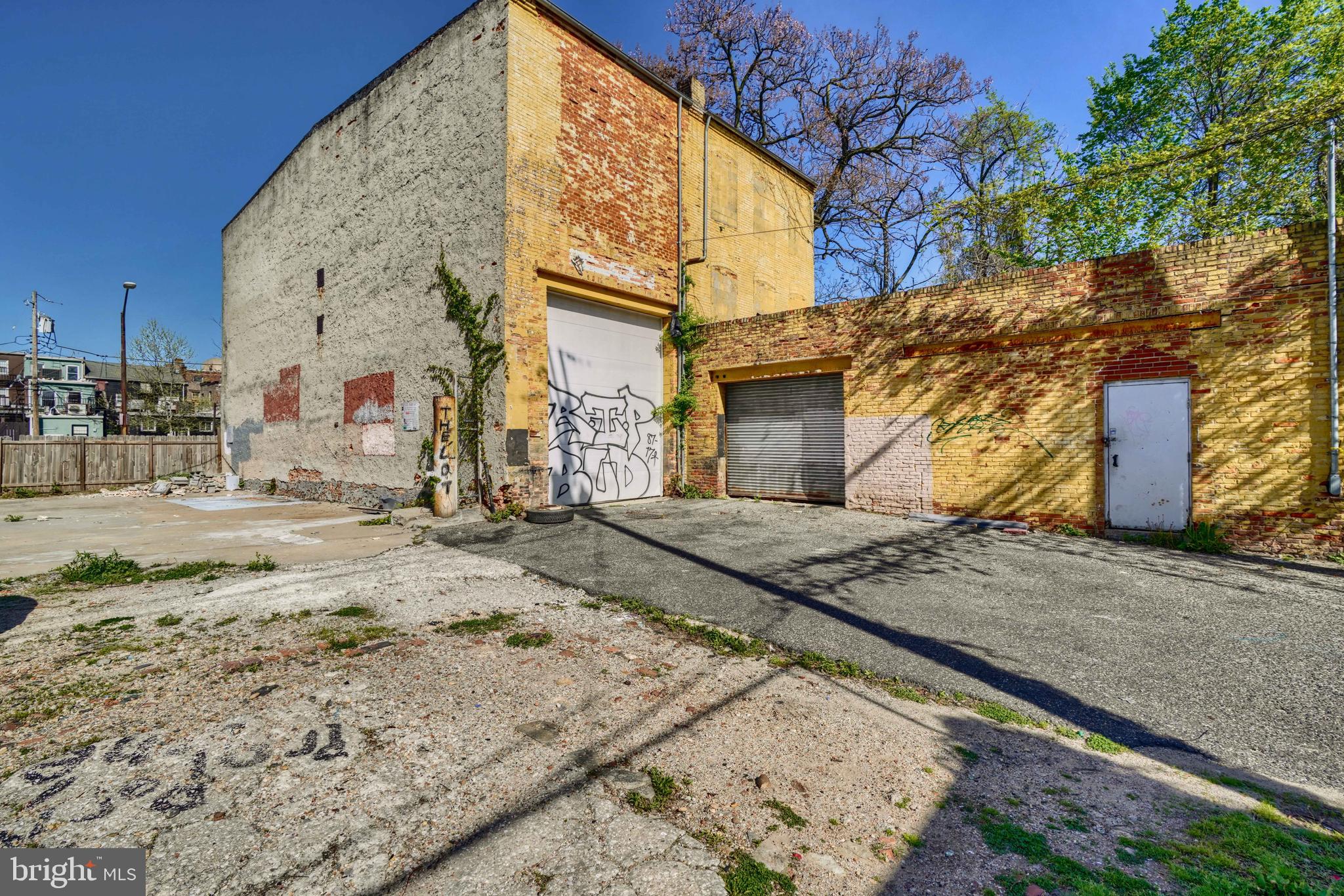 HOLLINS MARKET - Commercial Sale