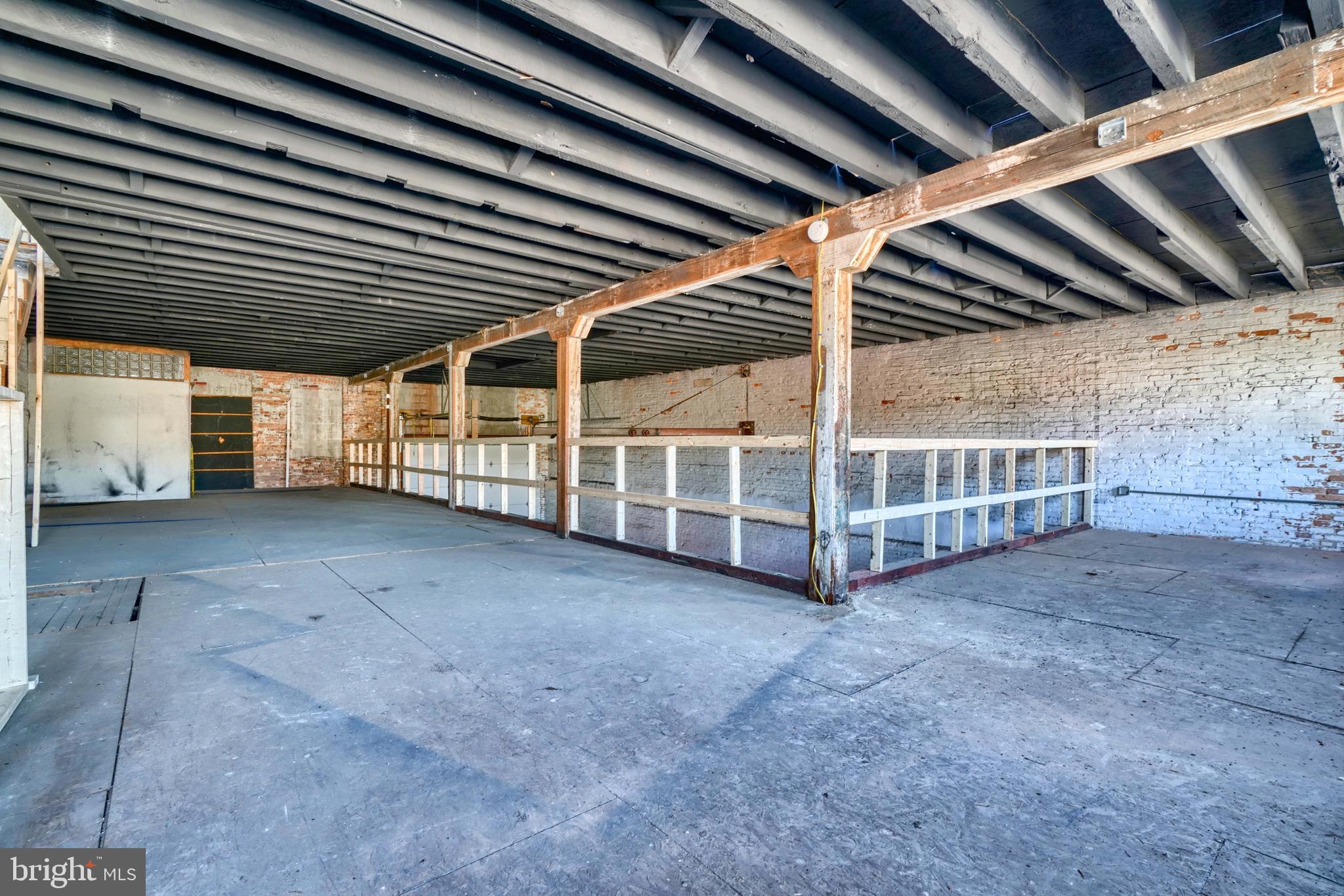 HOLLINS MARKET - Commercial Sale