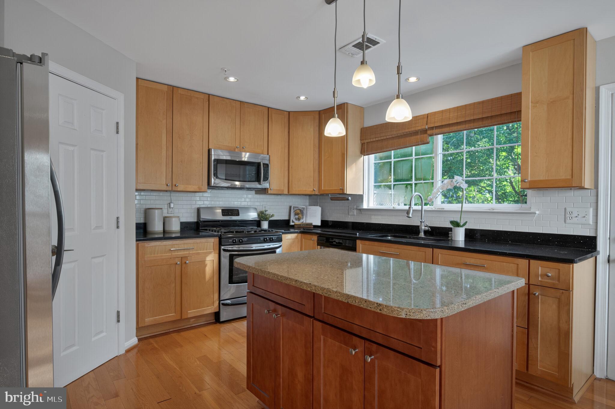 SOUTH HAMPTON SUB - Residential