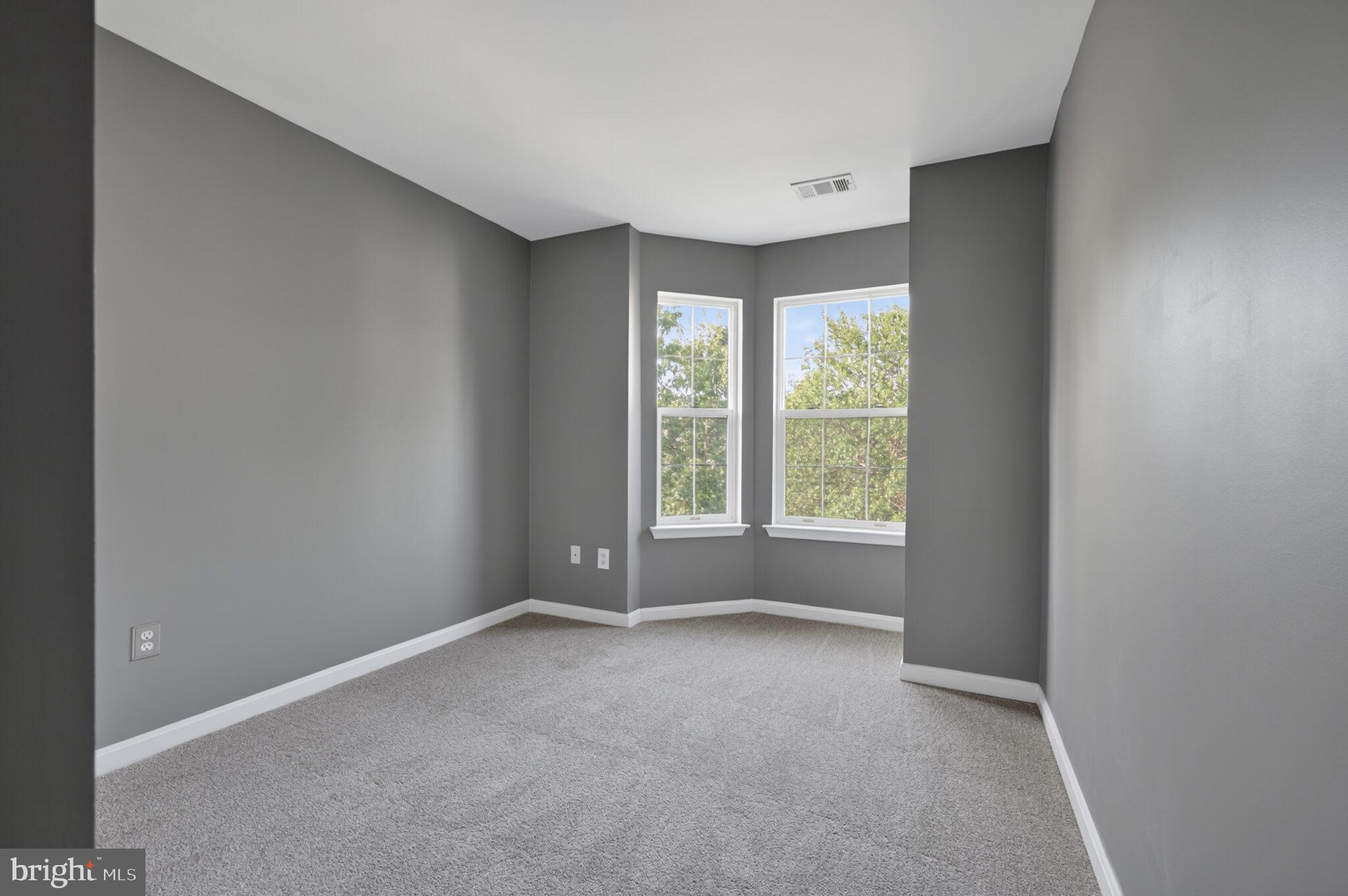 SOUTH HAMPTON SUB - Residential