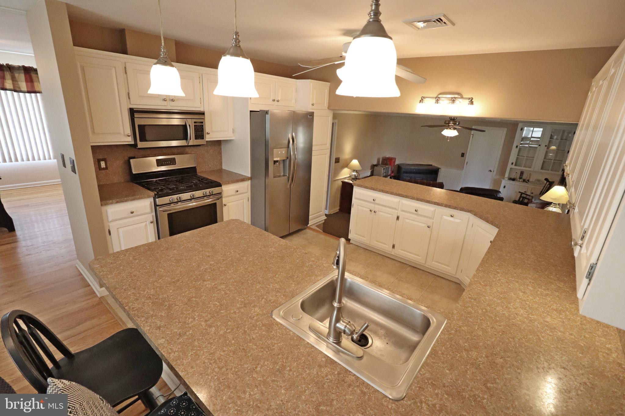 FOREST HILLS - Residential