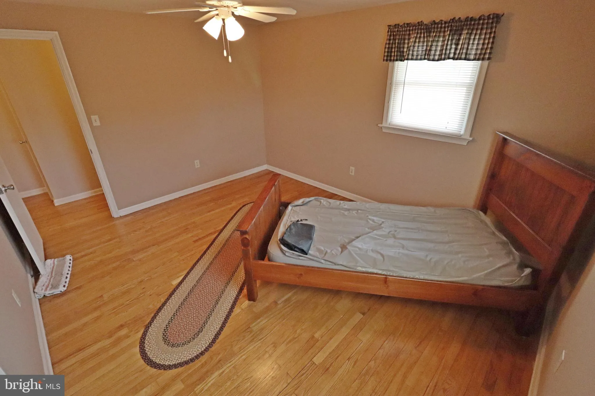 Leola, Pennsylvania 17540, United States, 3 Bedrooms Bedrooms, ,3 BathroomsBathrooms,Residential,Pending,103996