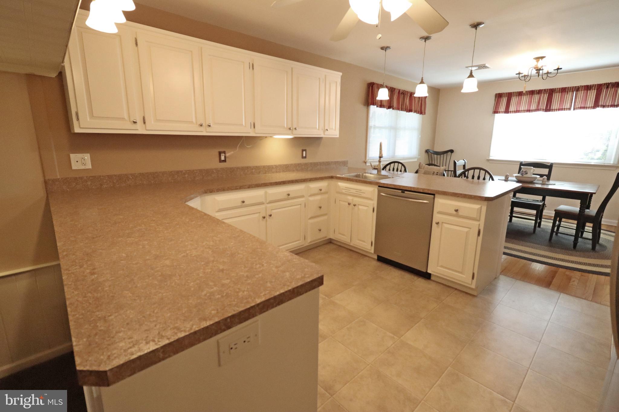 FOREST HILLS - Residential