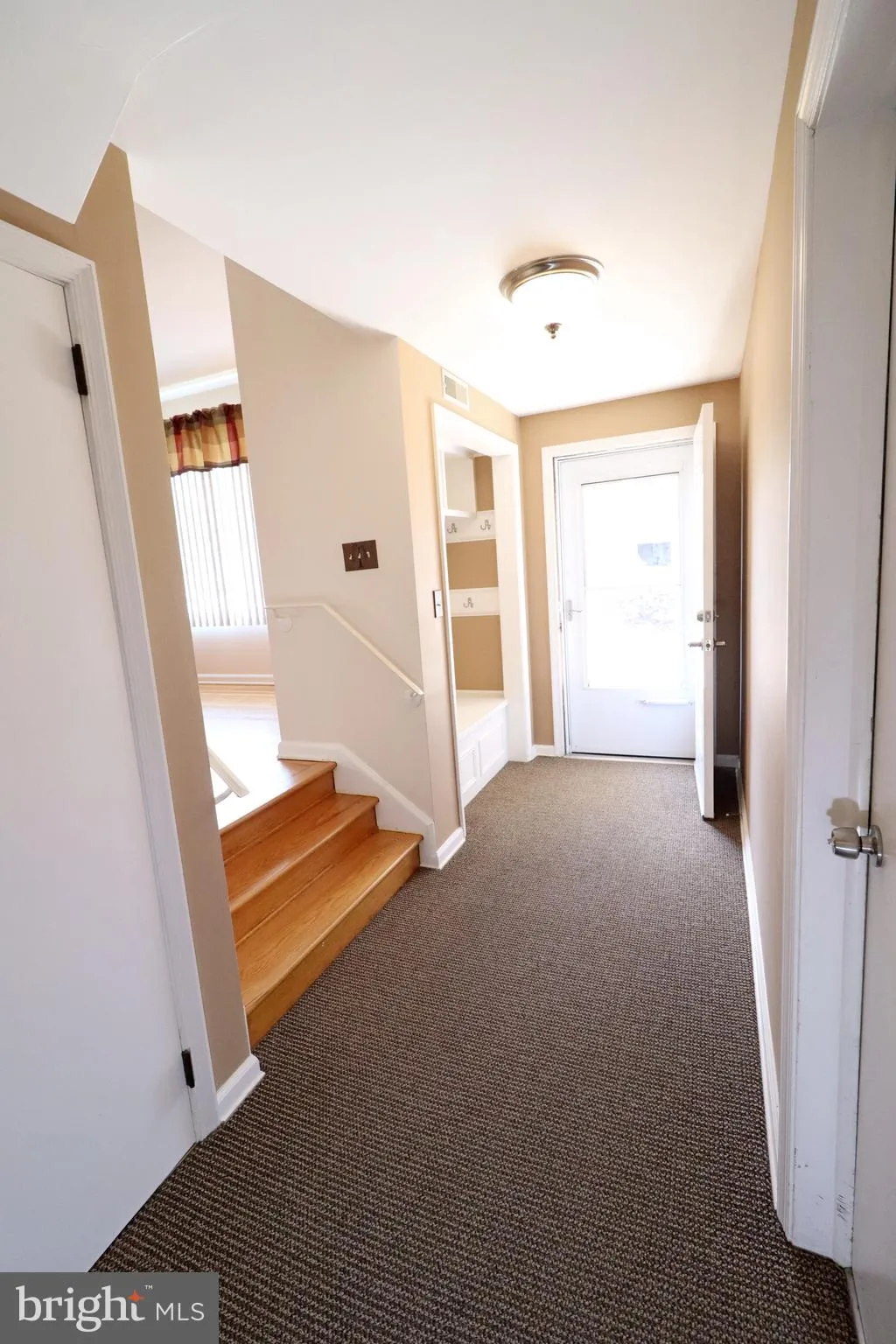 Leola, Pennsylvania 17540, United States, 3 Bedrooms Bedrooms, ,3 BathroomsBathrooms,Residential,Pending,103996