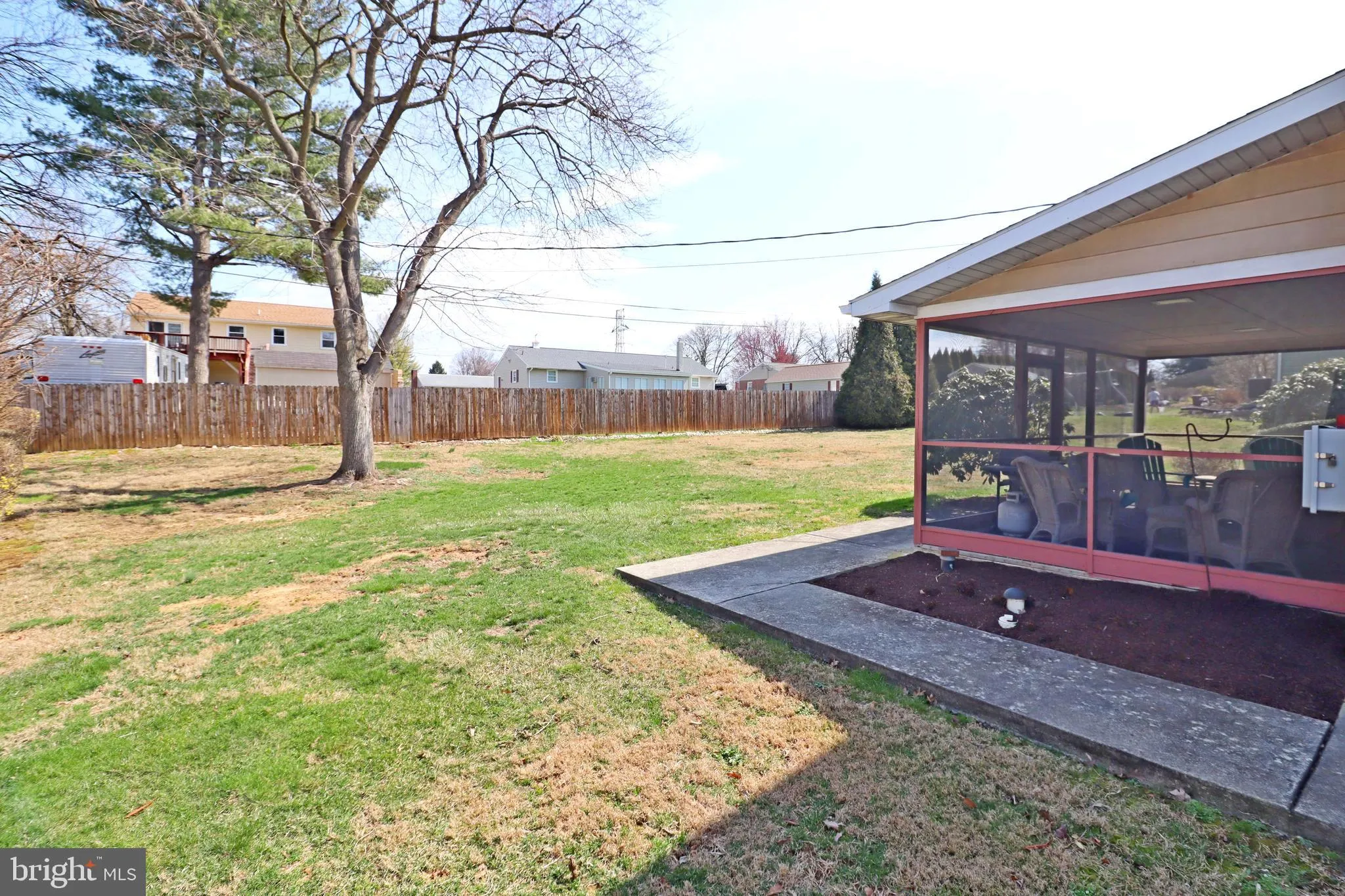 Leola, Pennsylvania 17540, United States, 3 Bedrooms Bedrooms, ,3 BathroomsBathrooms,Residential,Pending,103996