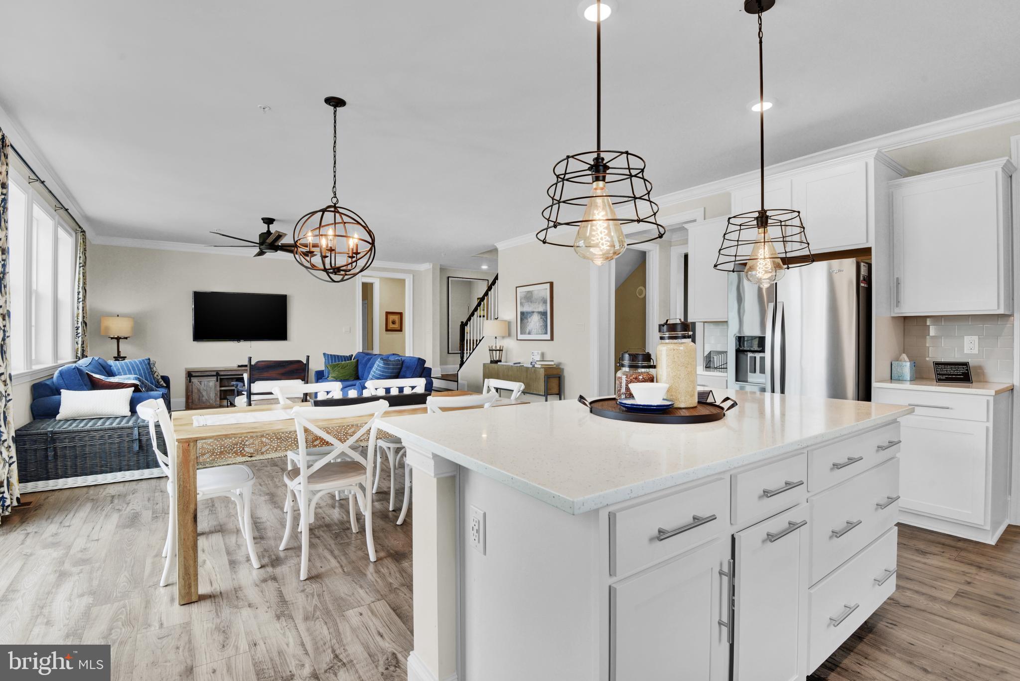 STONEGATE - Residential