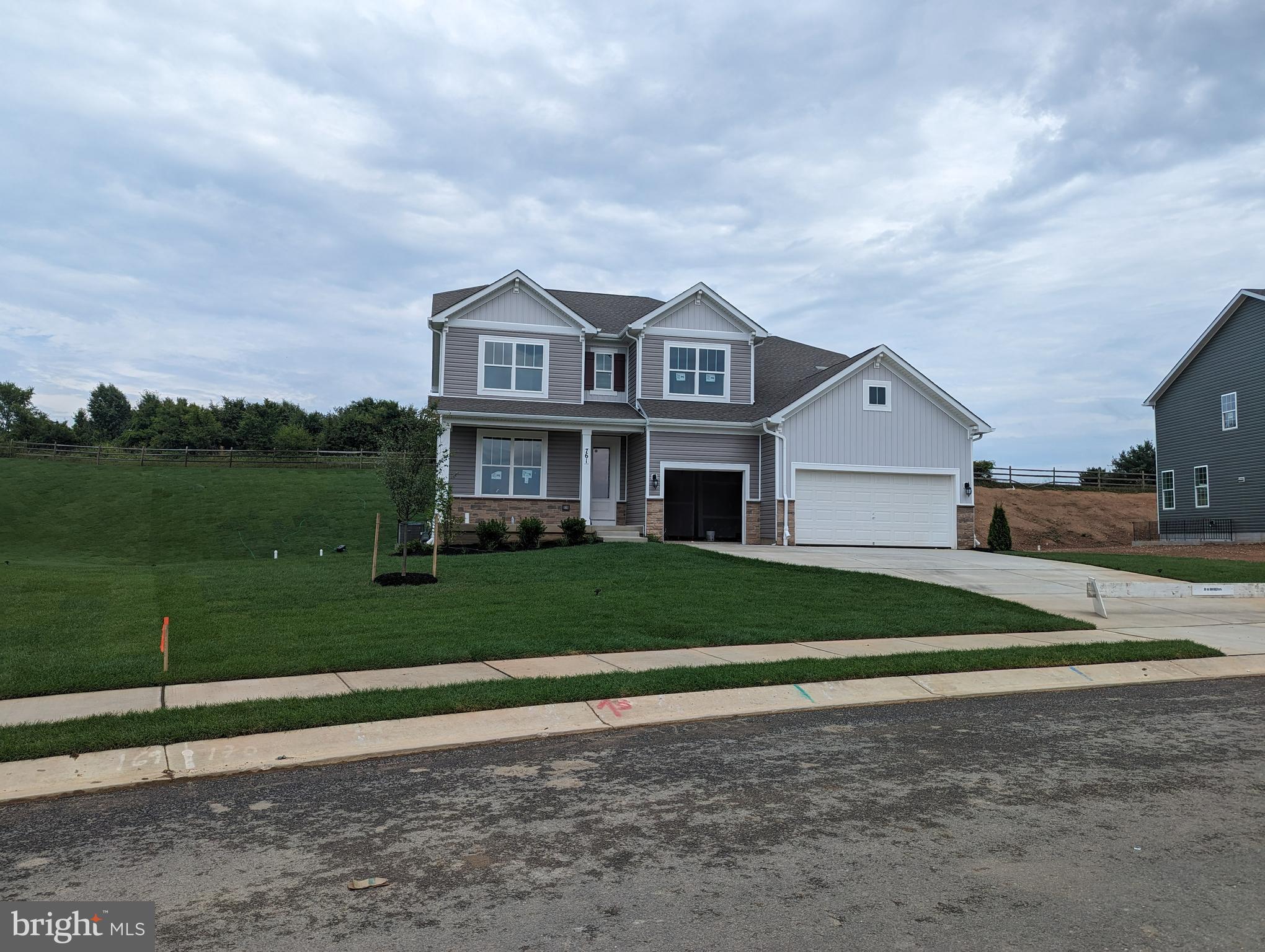 STONEGATE - Residential