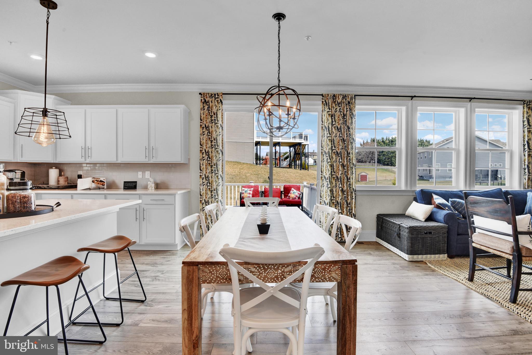 STONEGATE - Residential