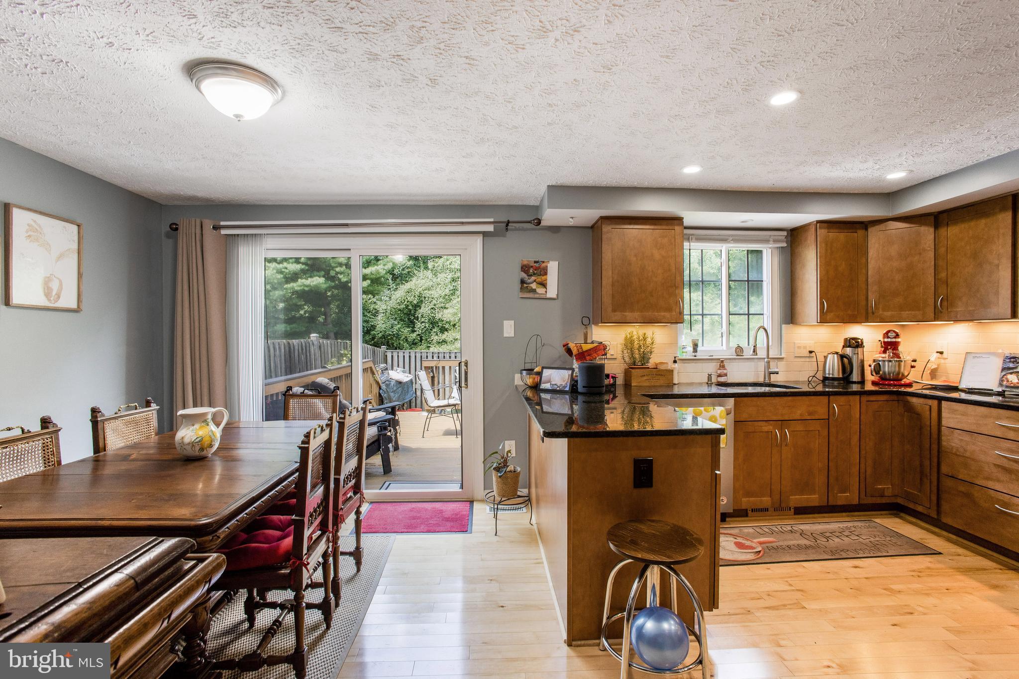 PARK OVERLOOK - Residential Lease