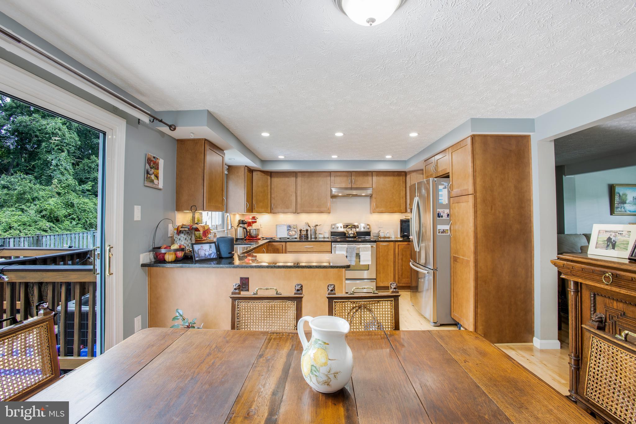 PARK OVERLOOK - Residential Lease