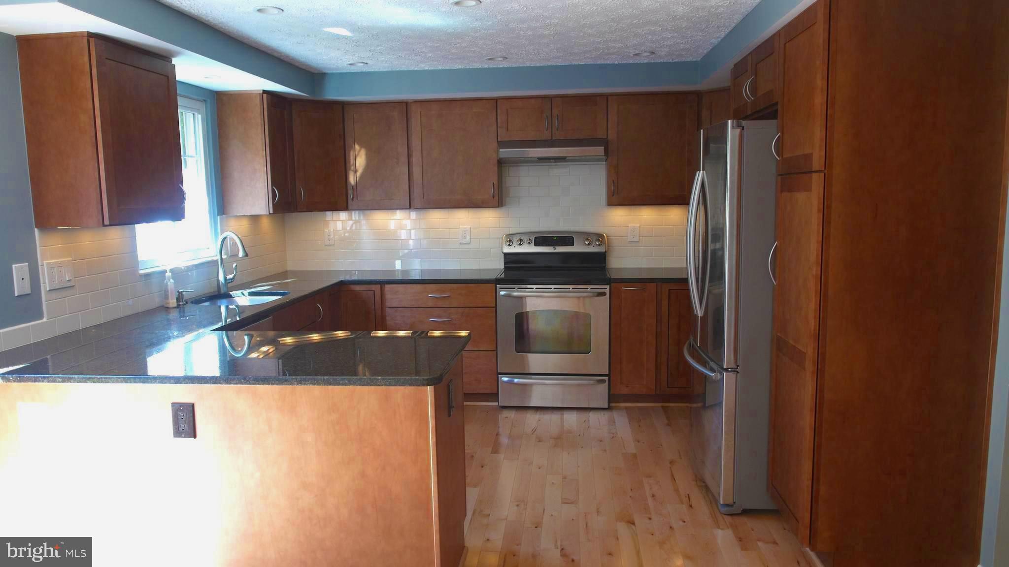 PARK OVERLOOK - Residential Lease