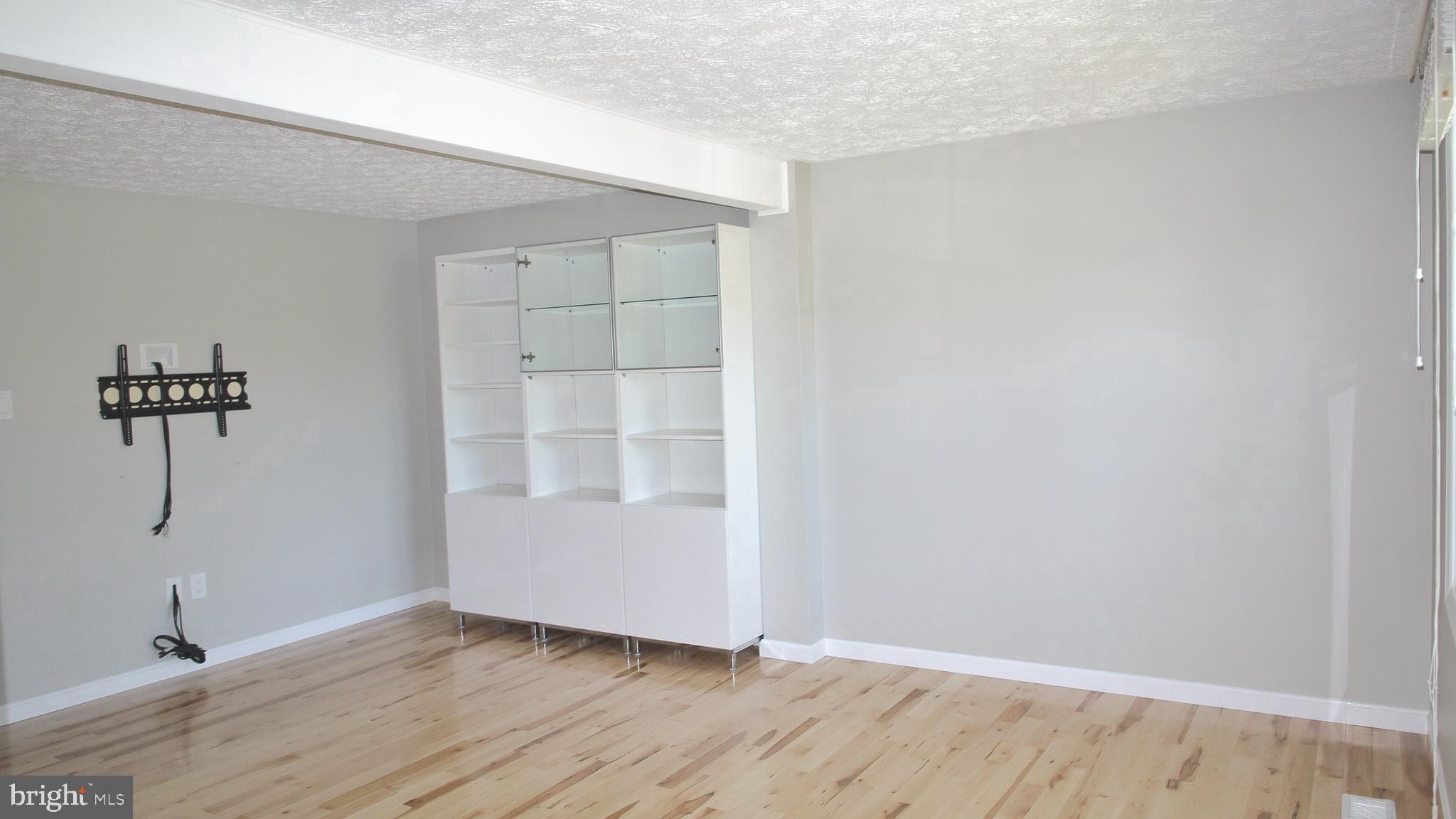 PARK OVERLOOK - Residential Lease