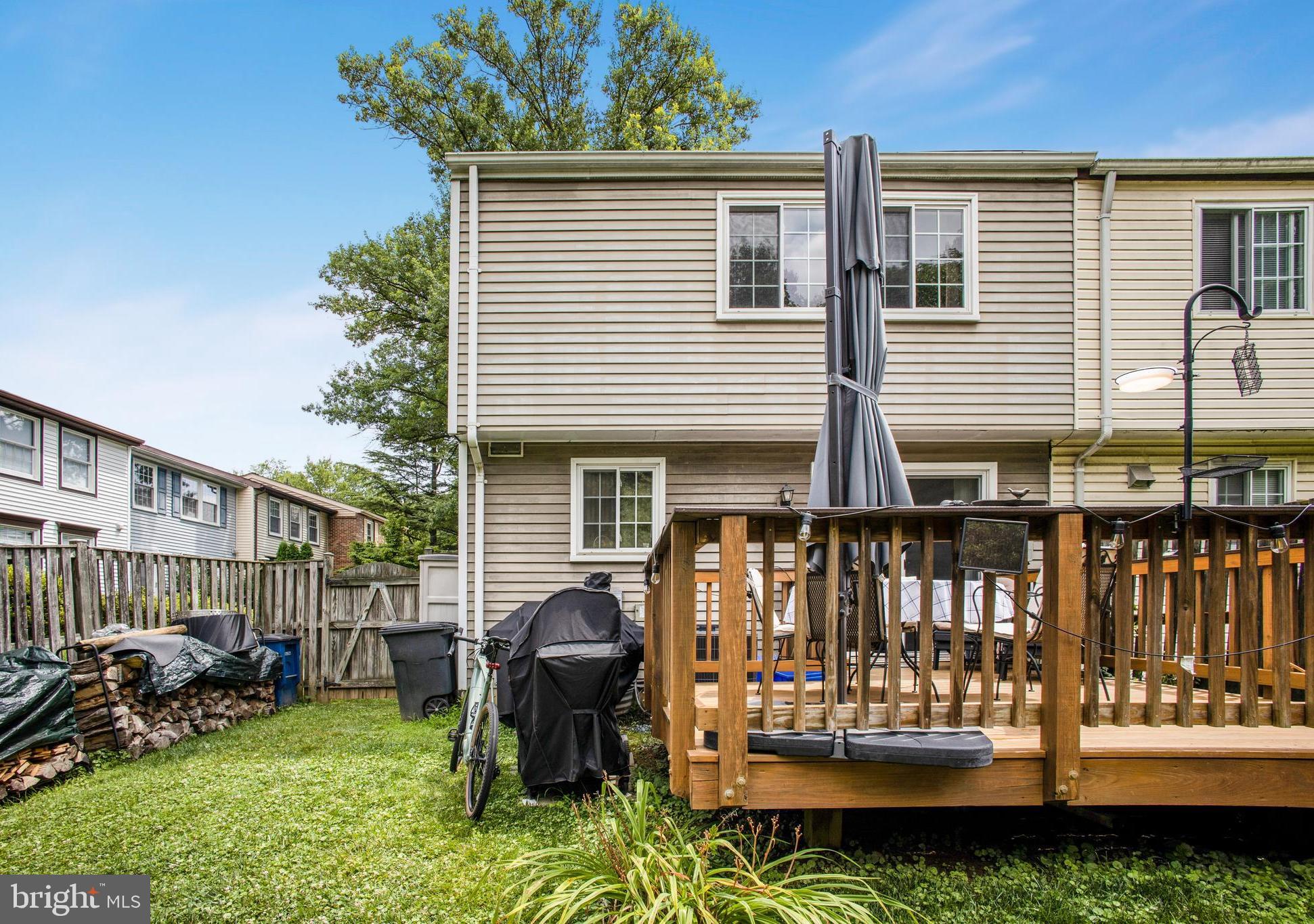 PARK OVERLOOK - Residential Lease