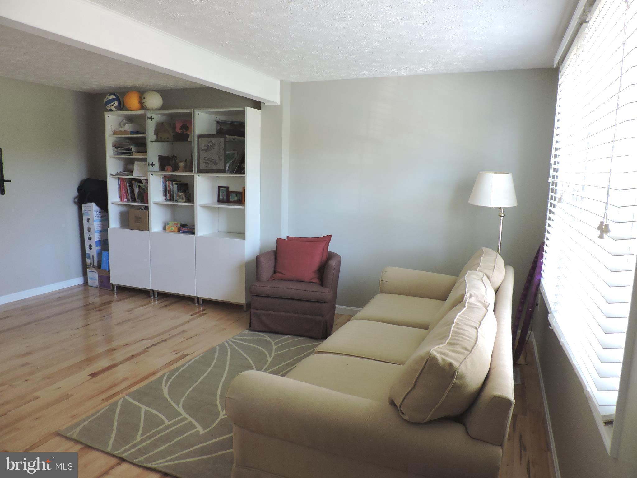 PARK OVERLOOK - Residential Lease