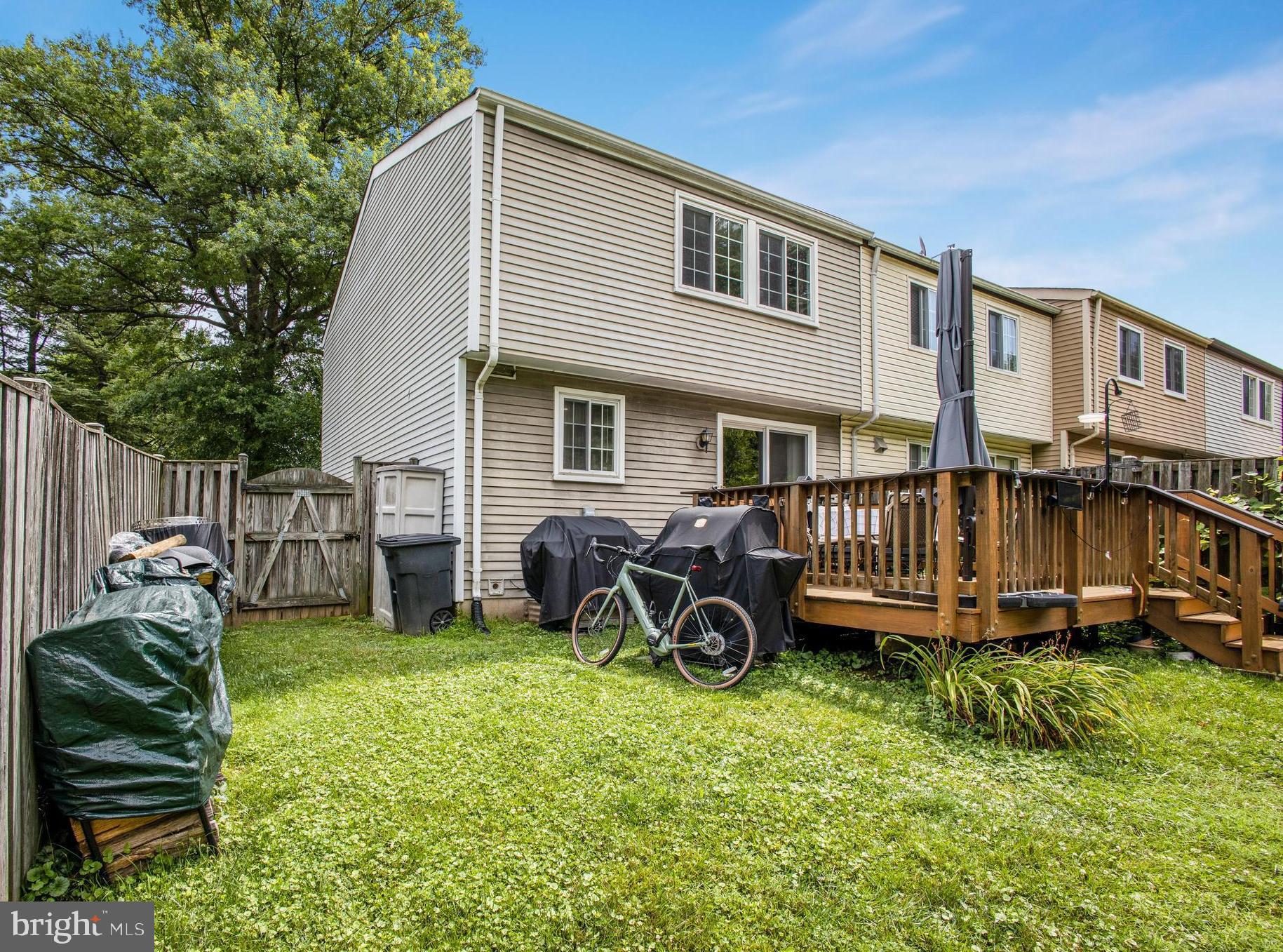 PARK OVERLOOK - Residential Lease