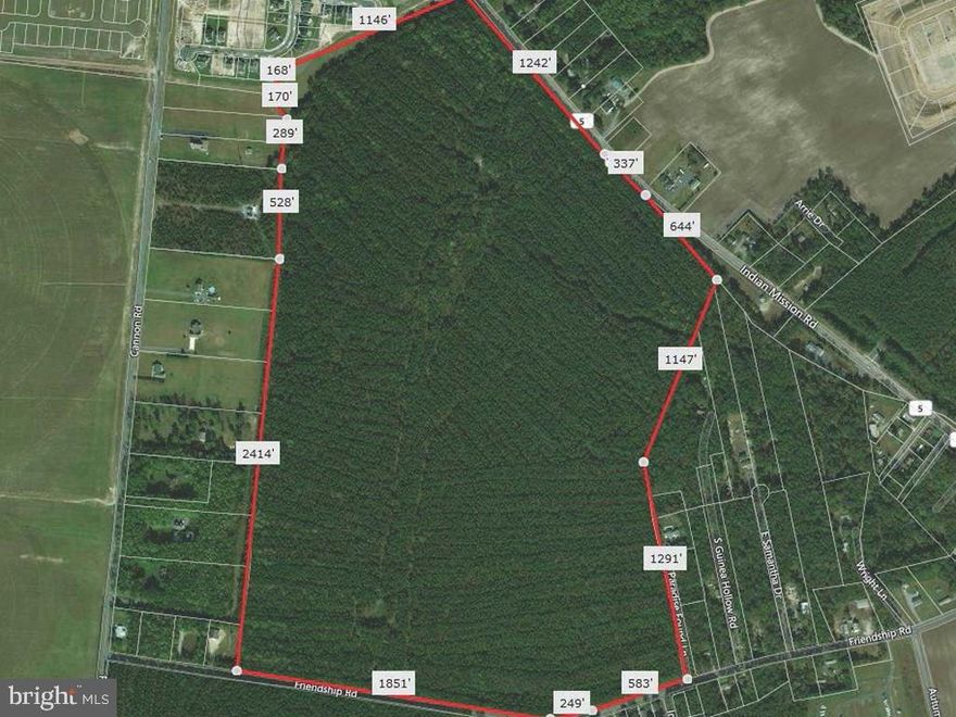 189.45 wooded acres zoned AR-1. 25 +/- acres of wetlands. Sale price of $28,669 per surveyed acre.