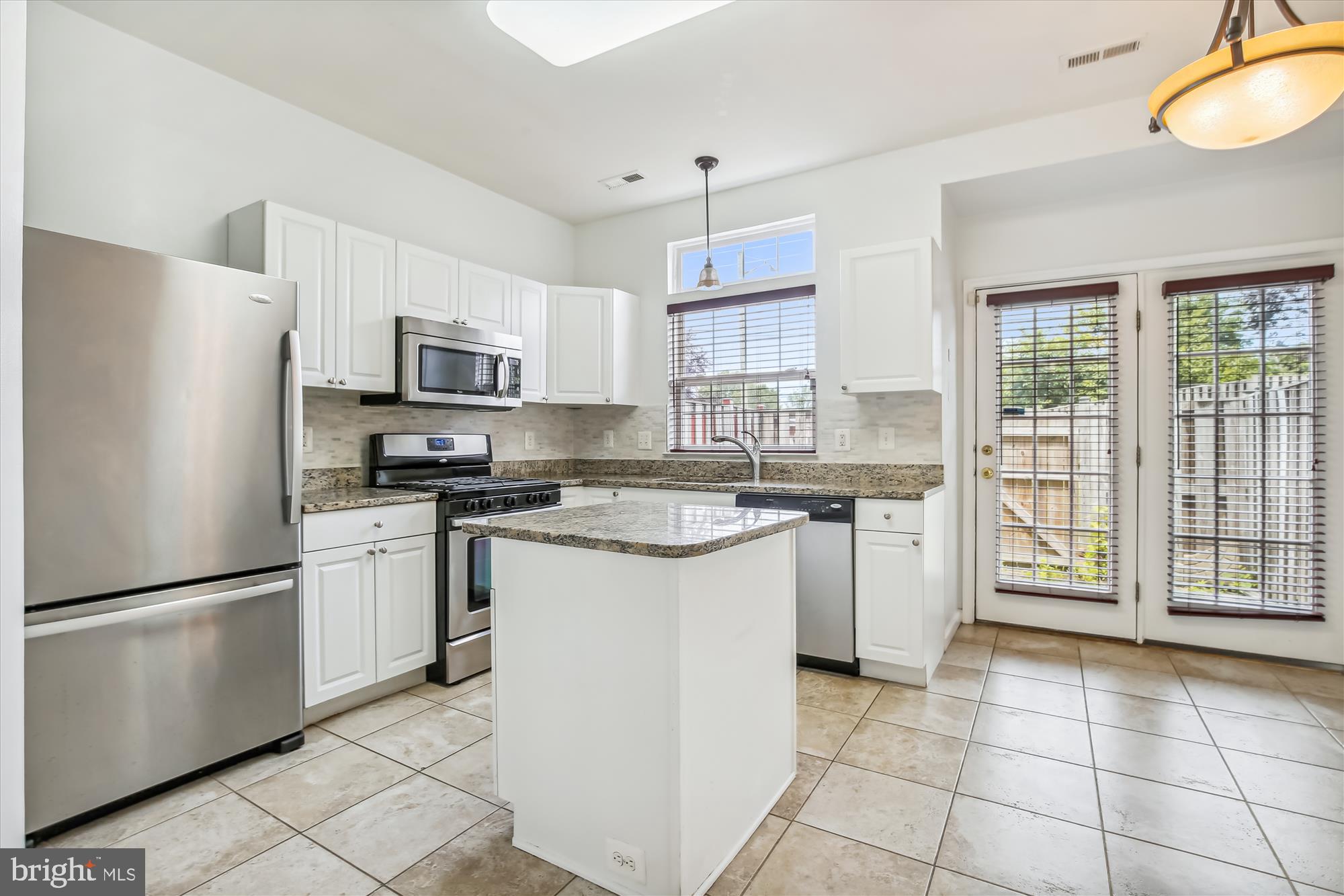 8360 HUNTER MURPHY CIRCLE