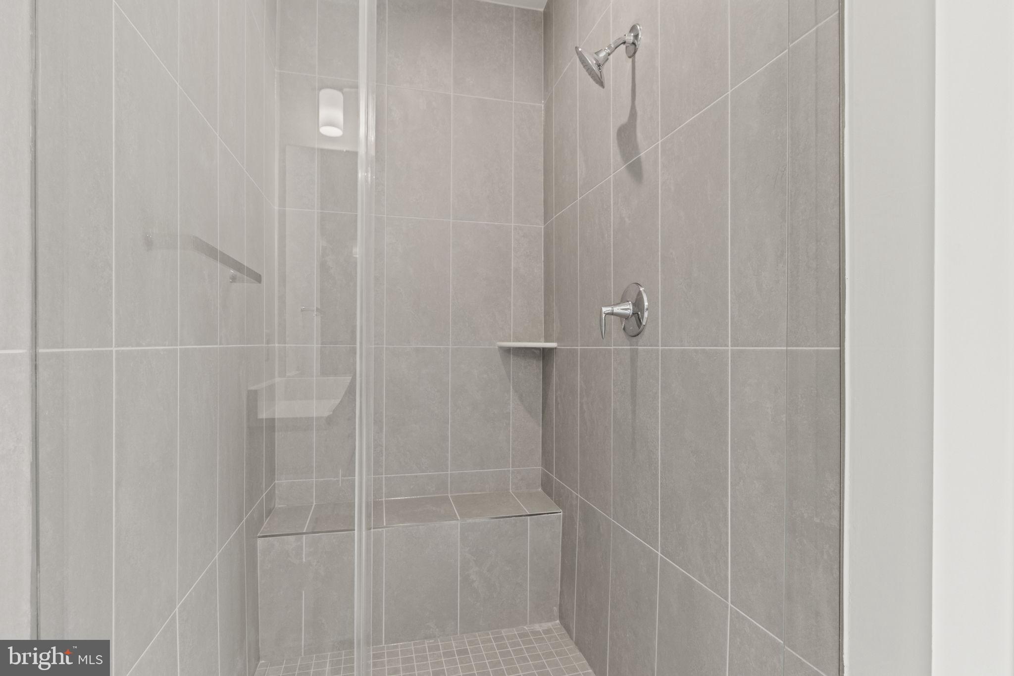 GATEWAY WEST - Residential