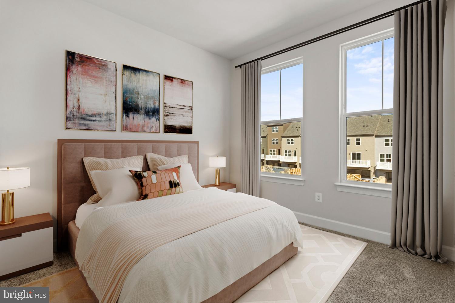 GATEWAY WEST - Residential