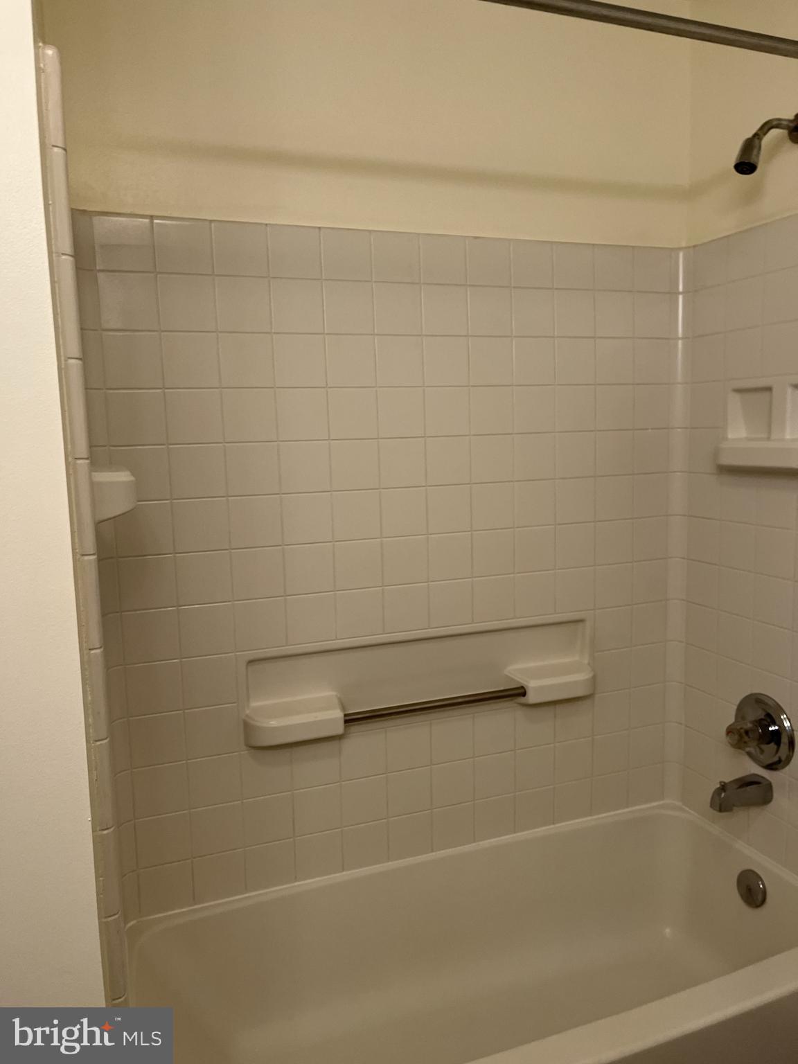 WINGATE - Residential Lease