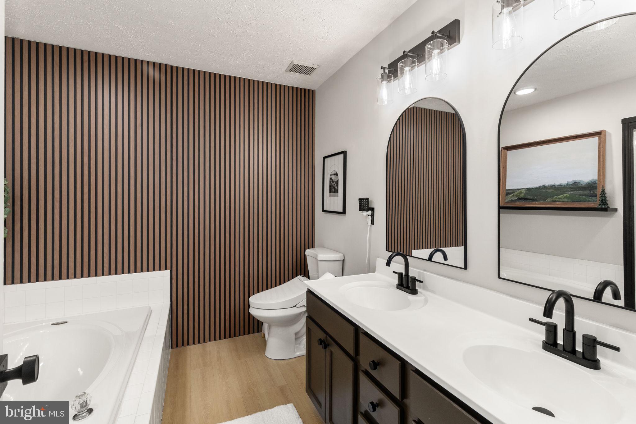 CYPRESS HILLS - Residential