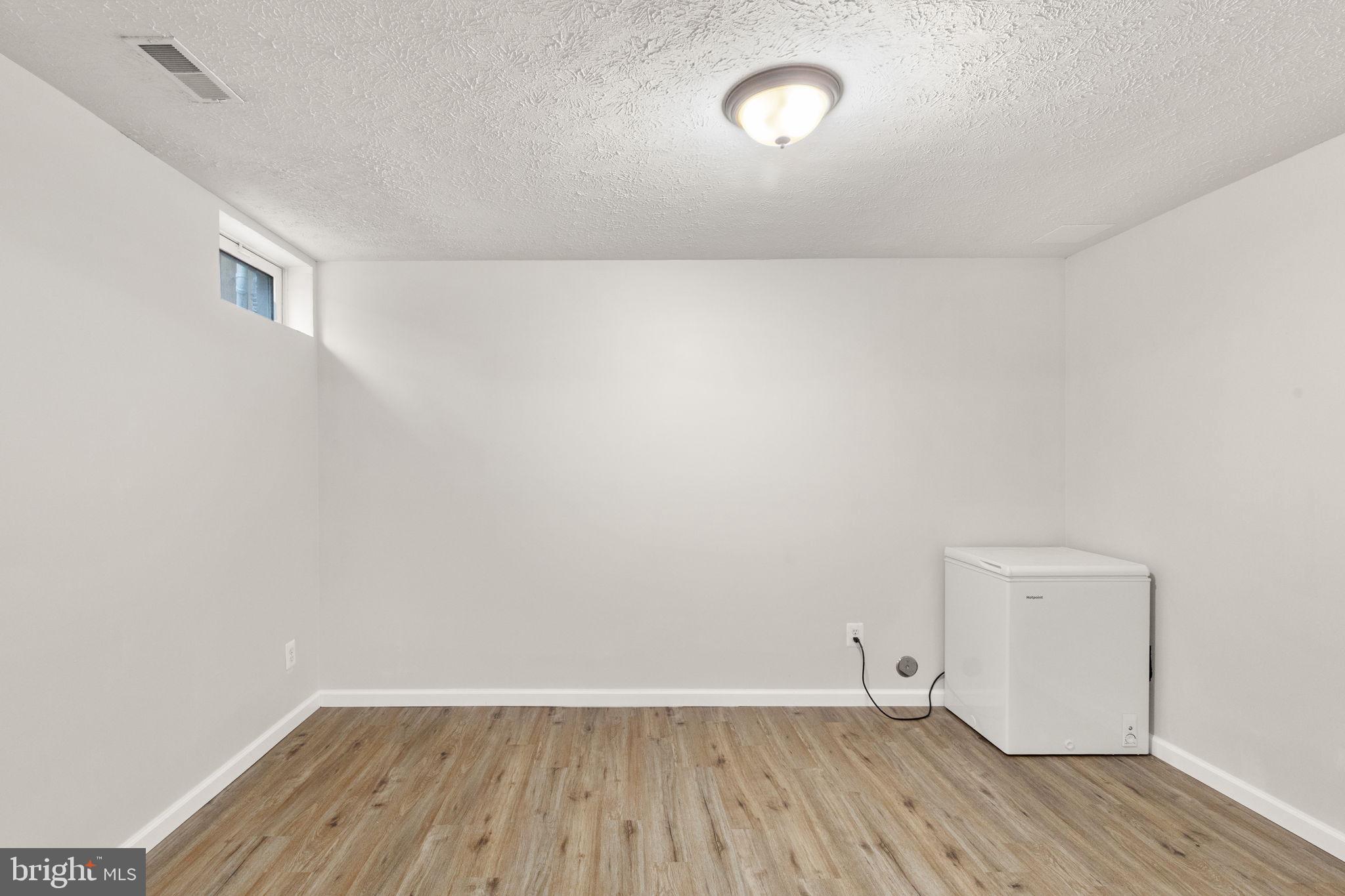 CYPRESS HILLS - Residential