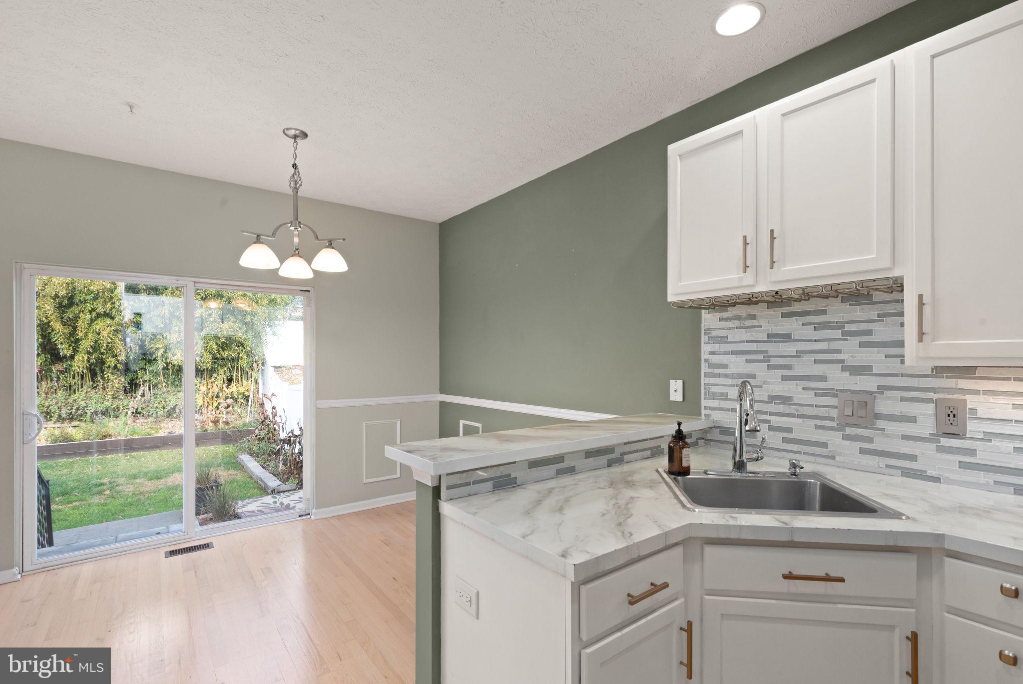 CYPRESS HILLS - Residential