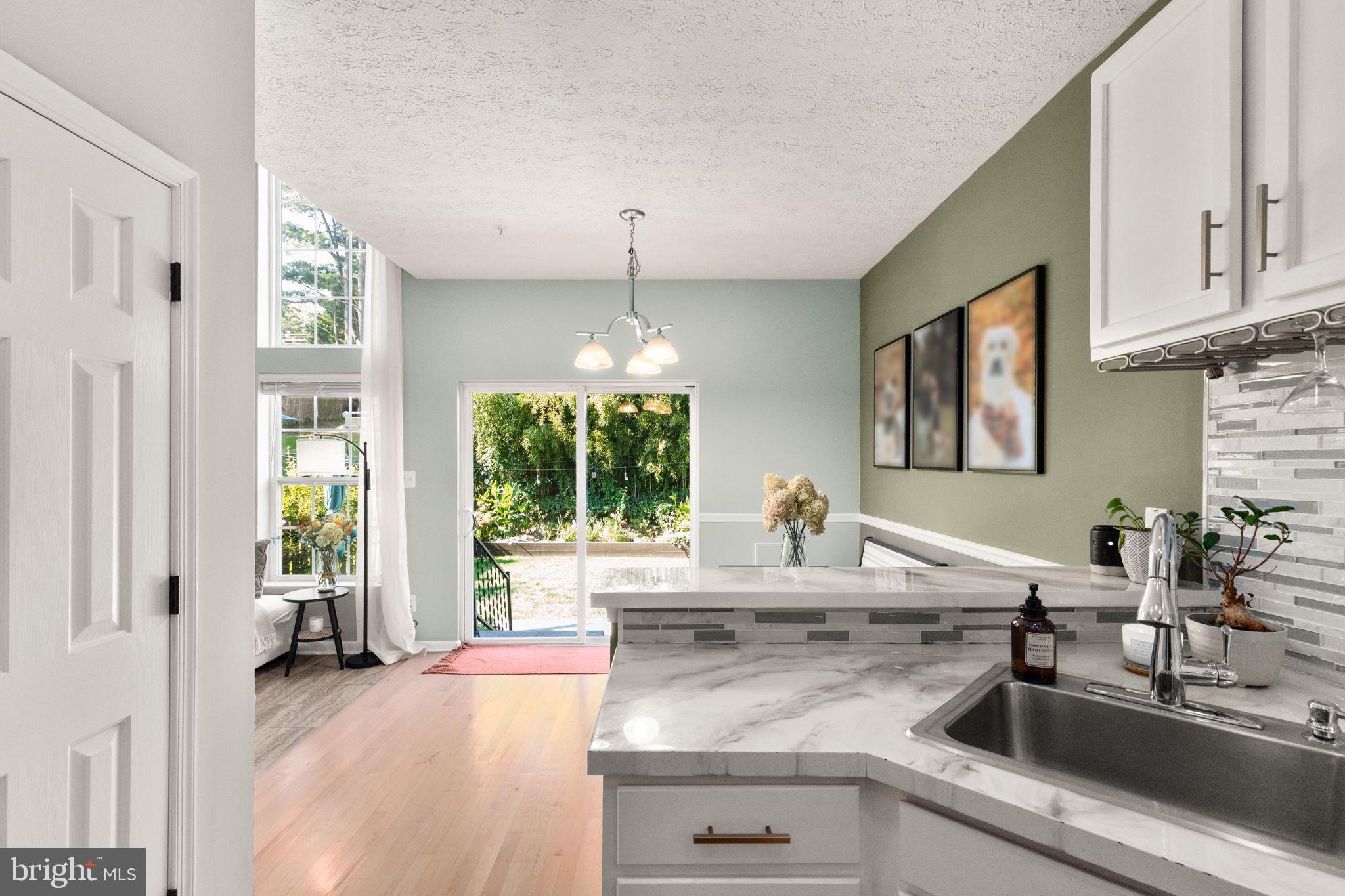 CYPRESS HILLS - Residential