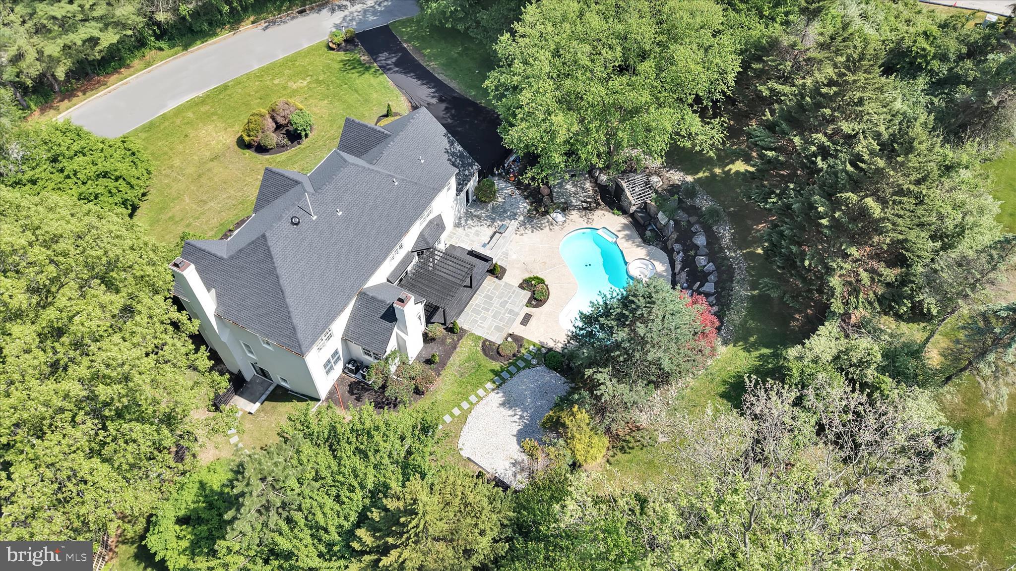 505 S HEILBRON DRIVE