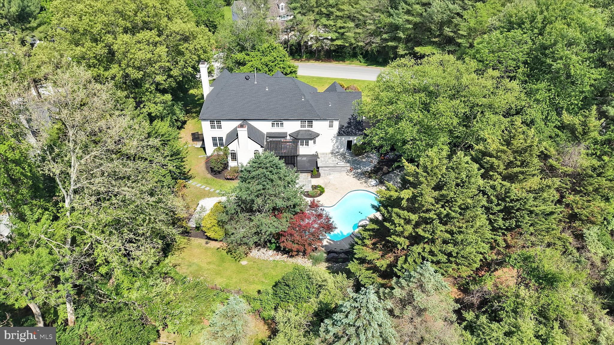 505 S HEILBRON DRIVE