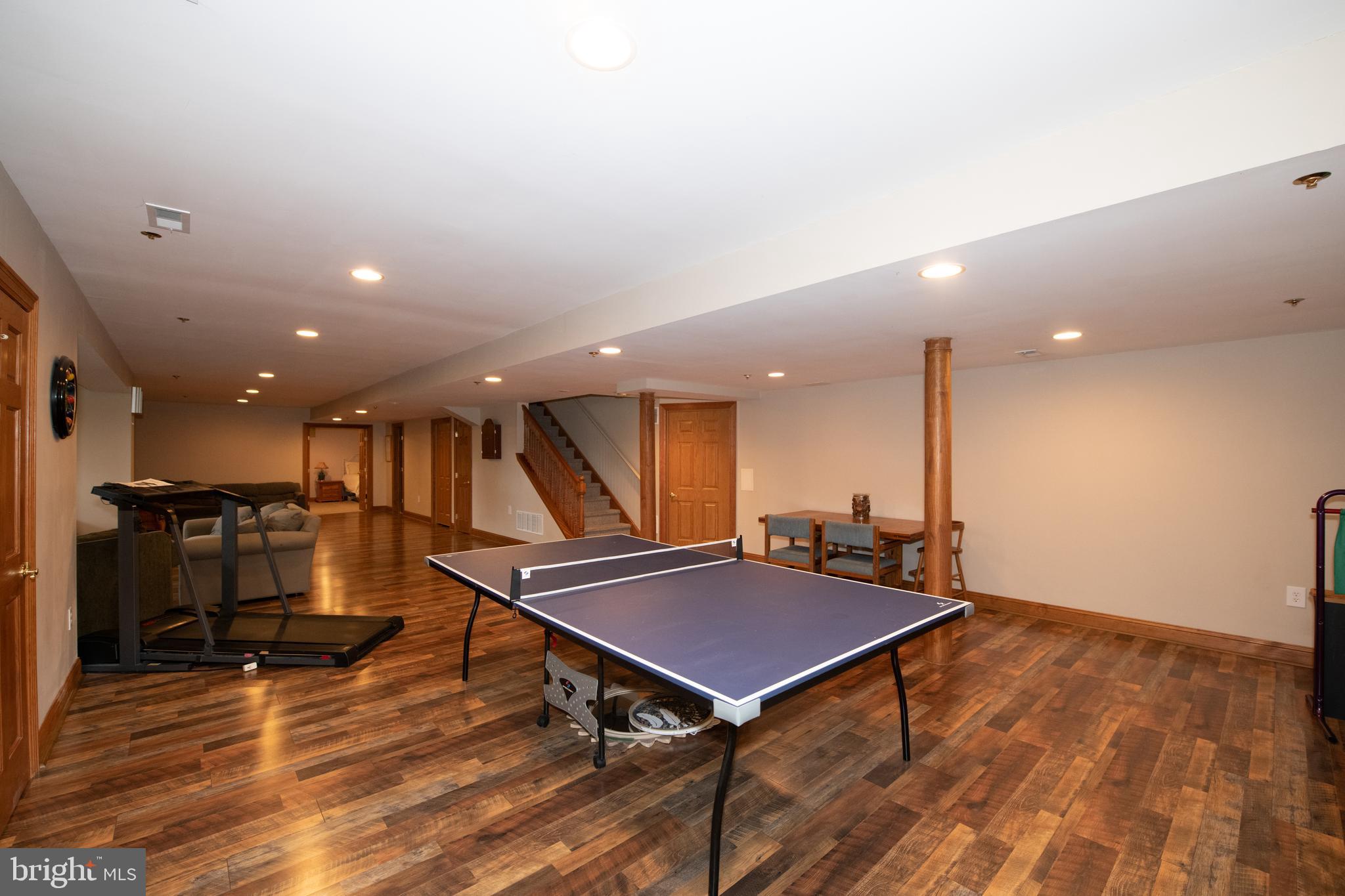 DEVONSHIRE ESTATES - Residential