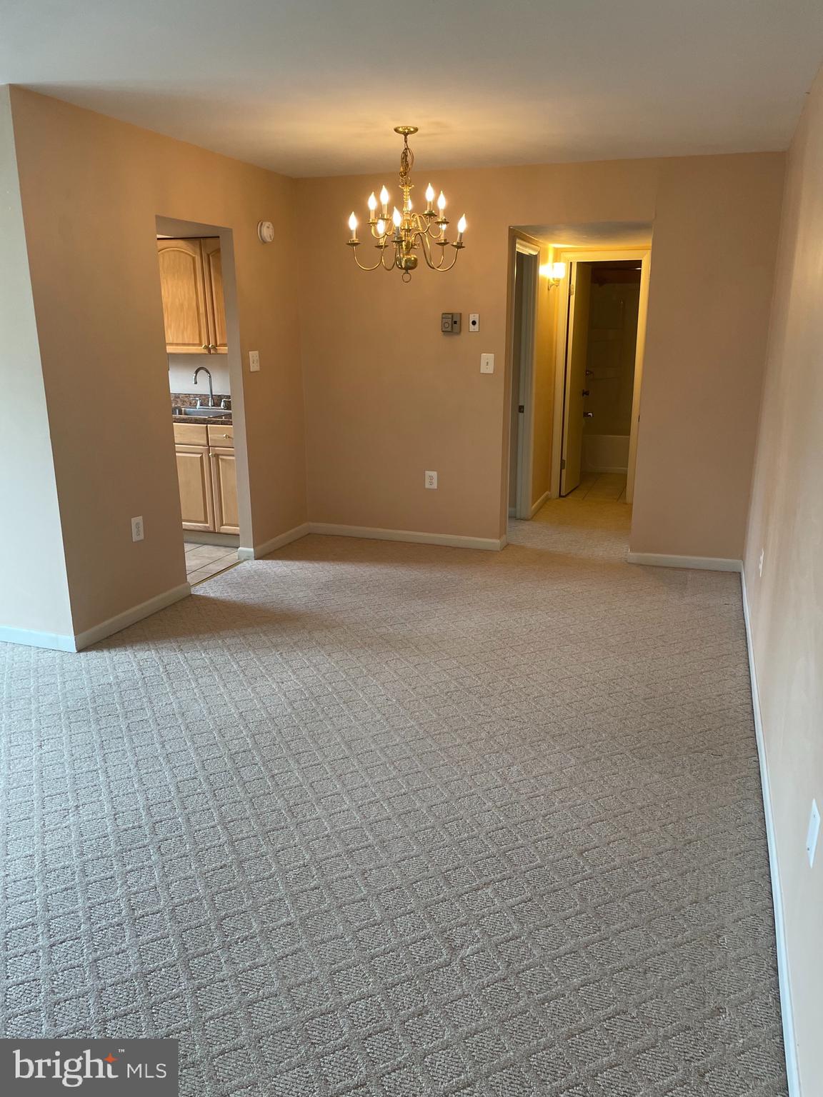 FOXCROFT COLONY CONDOS - Residential